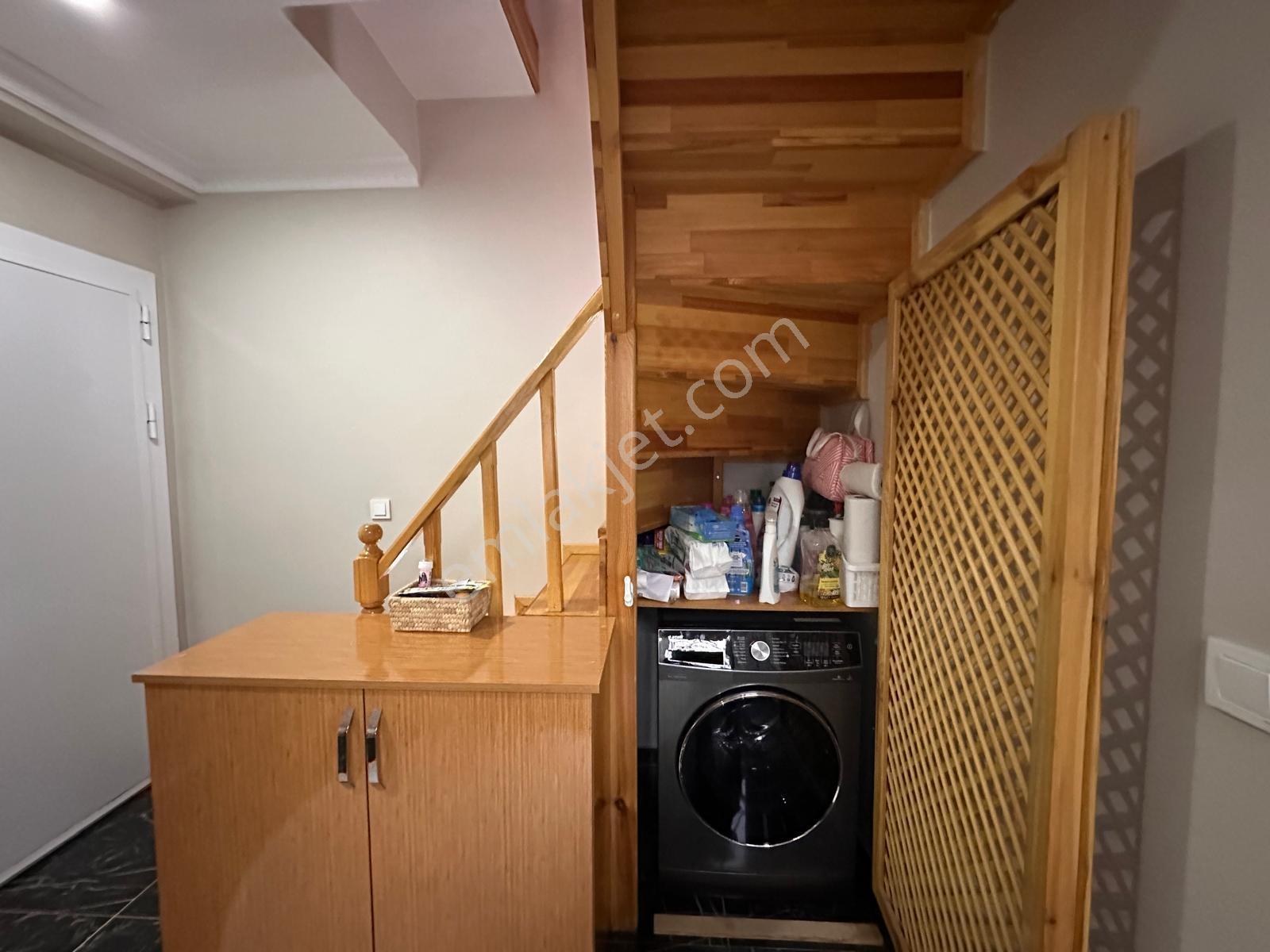 Bayrampaşada Millet Caddesinin Dibinde Asansörlü Dubleks Daire - Görsel 29