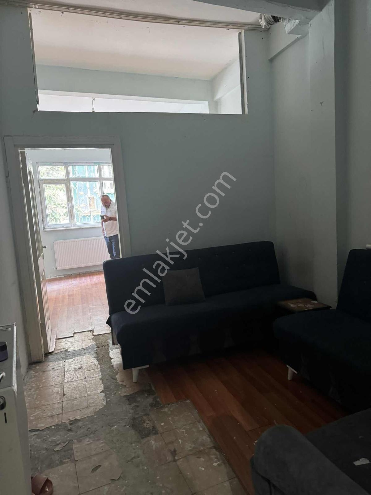 Sahile Yürüme Mesafesinde Kiralık Giriş Katı 2 + 1 Daire - Görsel 6