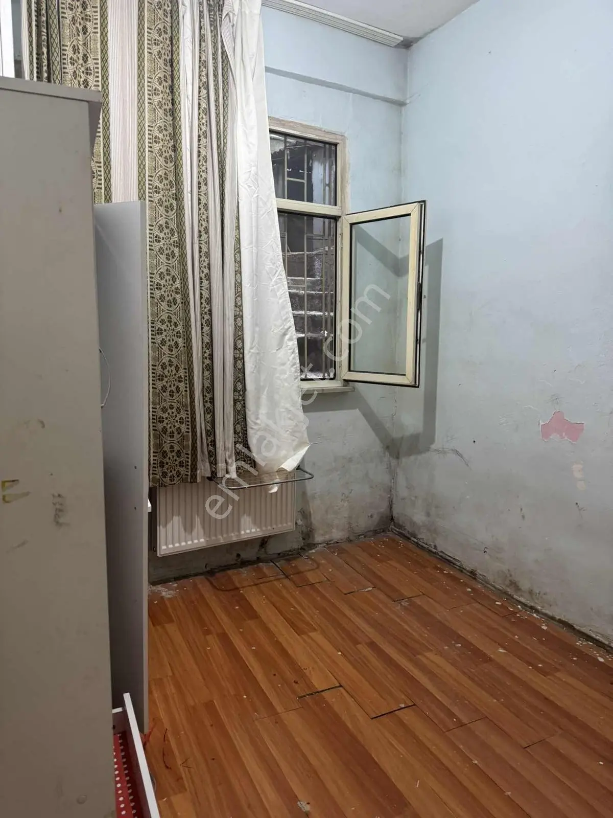 Sahile Yürüme Mesafesinde Kiralık Giriş Katı 2 + 1 Daire - Görsel 5