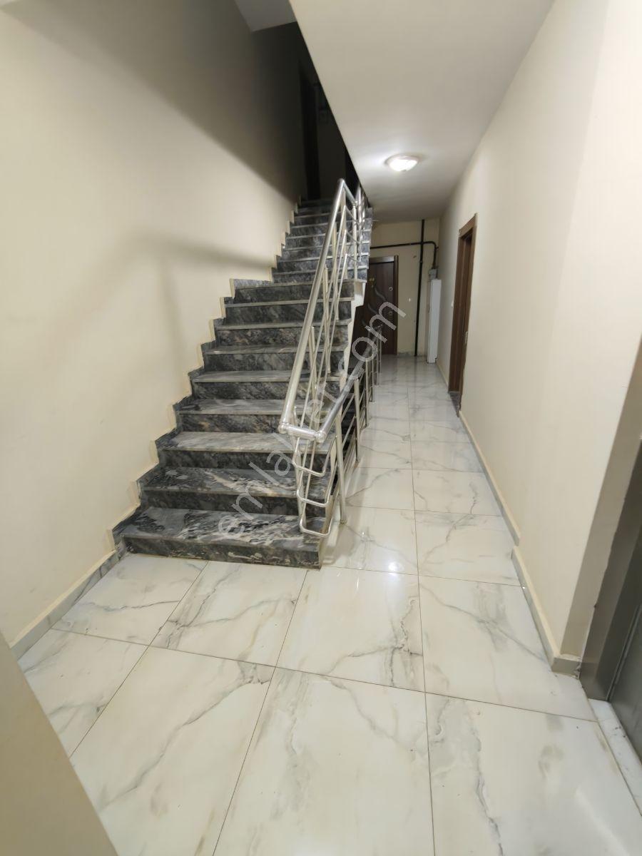 Düzce Üniversite Yanı 1+1 Eşyalı Satılık Daire Güney C. Arakat ! - Görsel 3