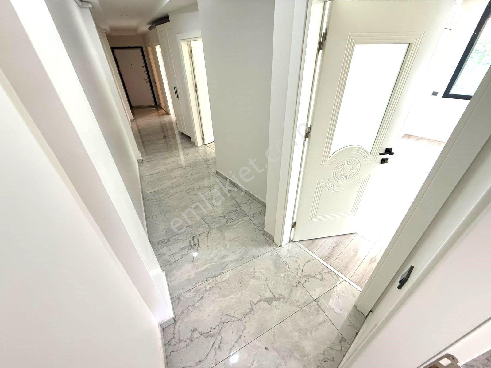 𝄞afişi Melodi'den En İyi Lokasyonda 2+1 Ayrı Mutfaklı Ön Cephe Cam Balkon Kiralık Daire - Görsel 33
