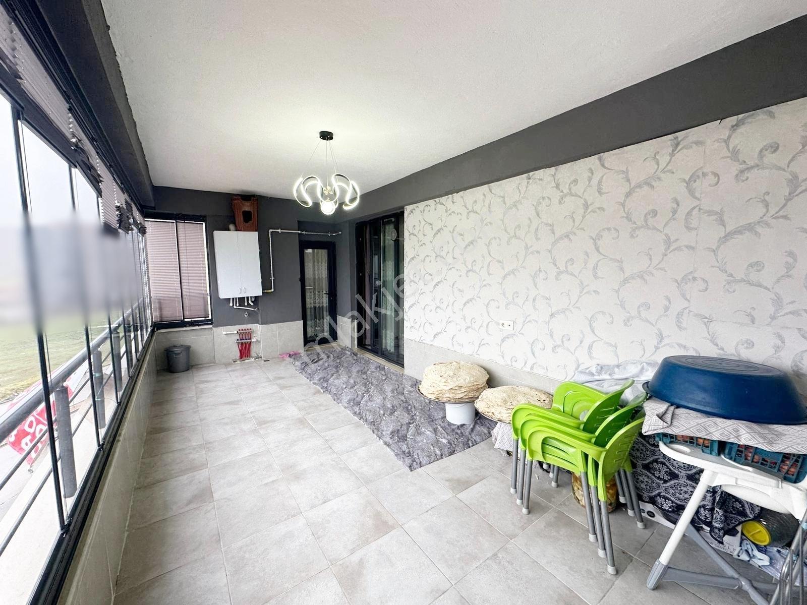 Belkız'da Yol Cepheli Geniş Balkon+mutfak Ayrıcalığı Eksiksiz2+1 - Görsel 11