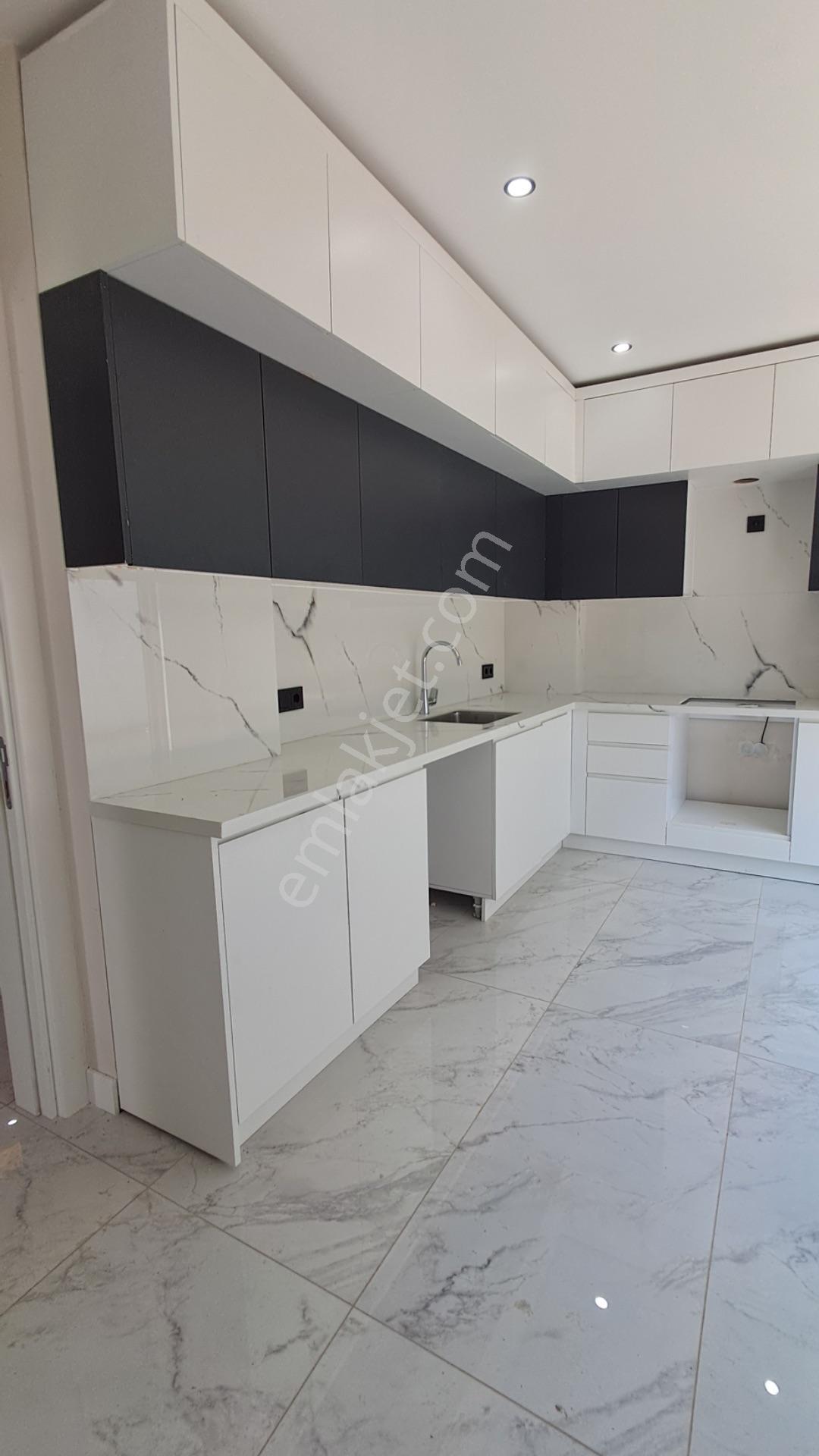 Serdivan'da Tam Müstakil 4+1 Akıllı Villa - Görsel 16