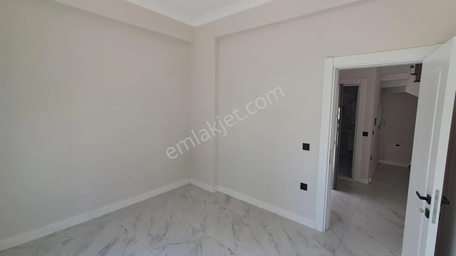 Serdivan'da Tam Müstakil 4+1 Akıllı Villa - Görsel 11
