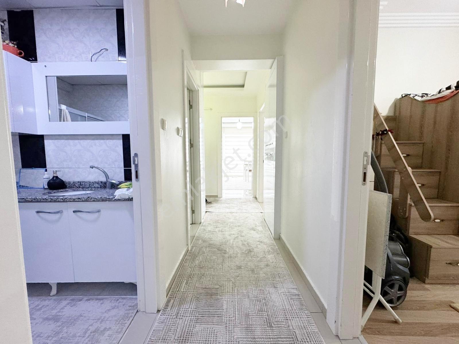 Karacaahmet'te Çift Cam Balkonlu Az Katlı Bakımlı Masrafsız 3+1 - Görsel 16