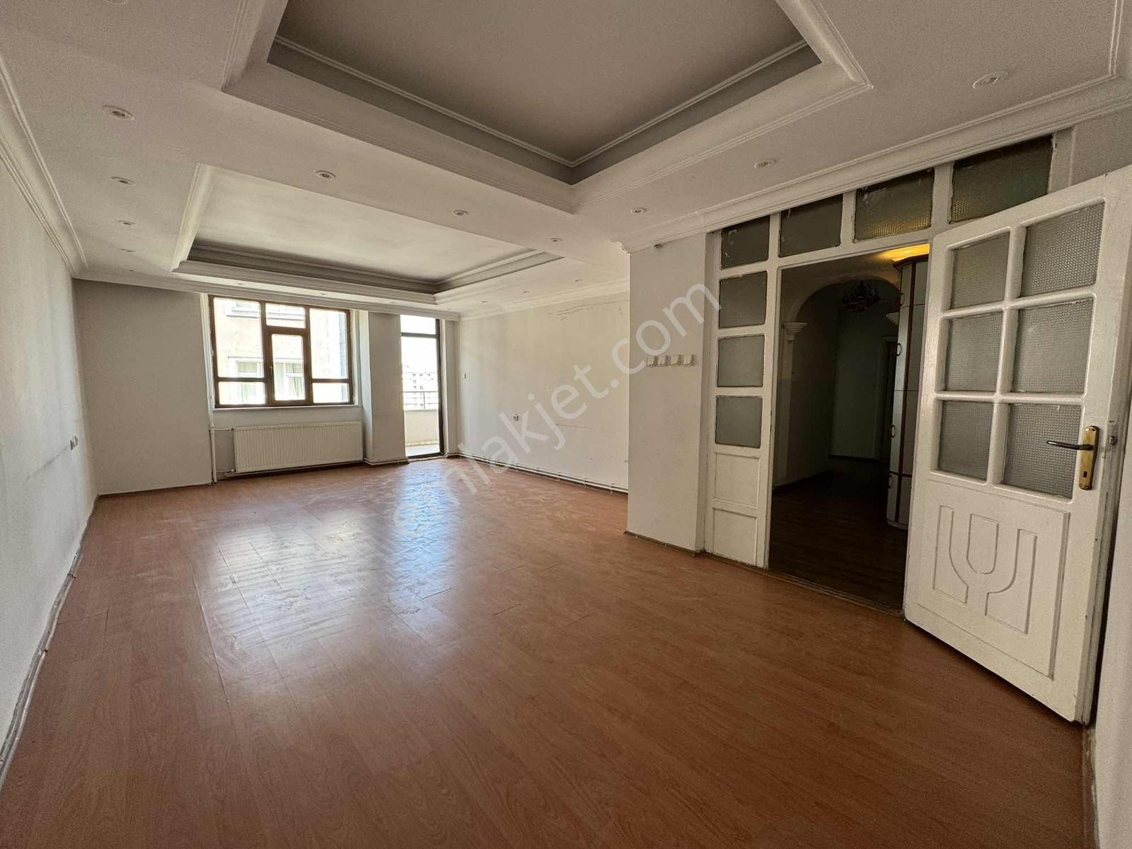 Van Yapı Emlak'tan Kiralık 3+1 Daire Şehir Manzaralı - Görsel 6