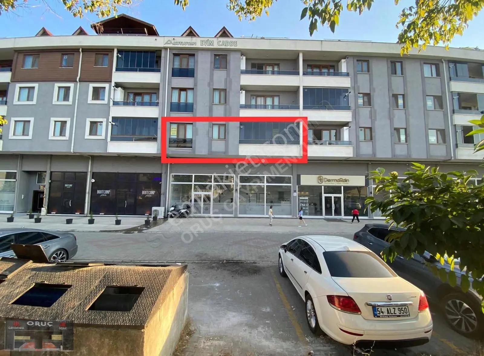 Oruç Gayrimenkulden Cadde Evim Sitesinde 2+1 90m2 Satılık Daire