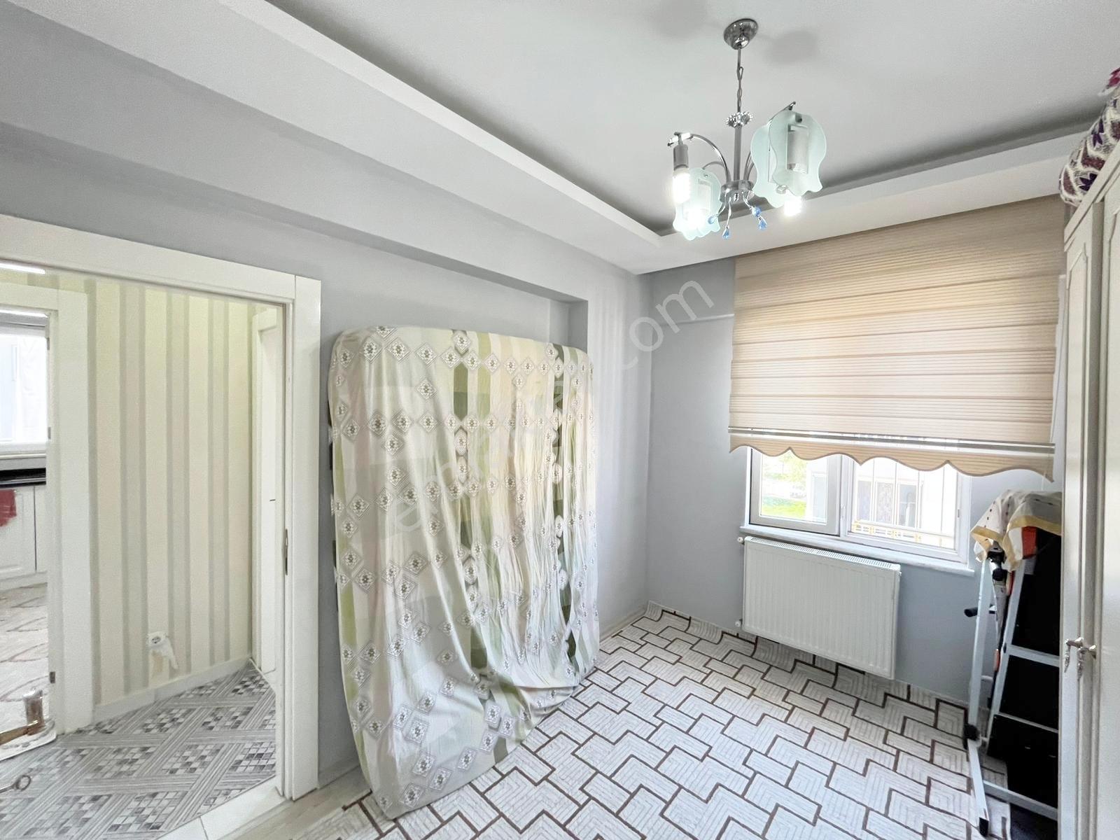 Karacaahmet'te Az Katlı Bakımlı Ultra Lüx Tasarım 2+1 Daire - Görsel 27