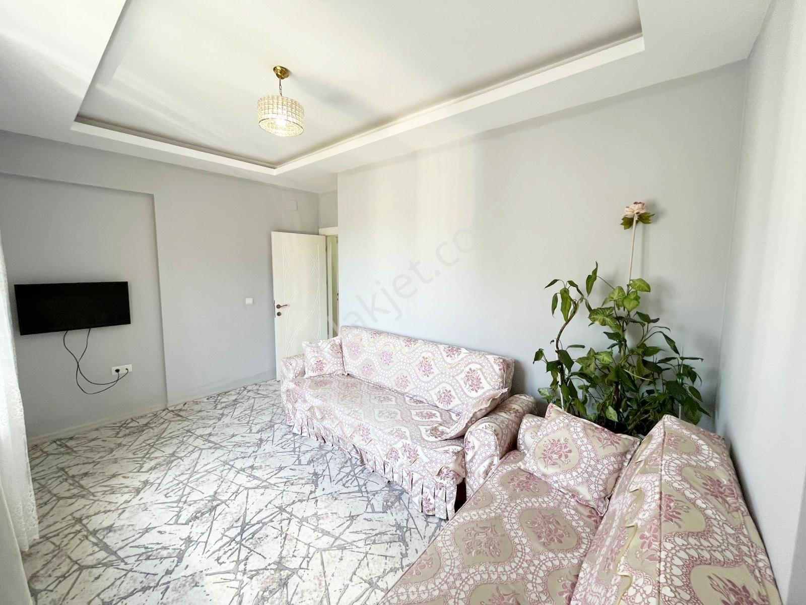 Karacaahmet'te Az Katlı Bakımlı Ultra Lüx Tasarım 2+1 Daire - Görsel 22