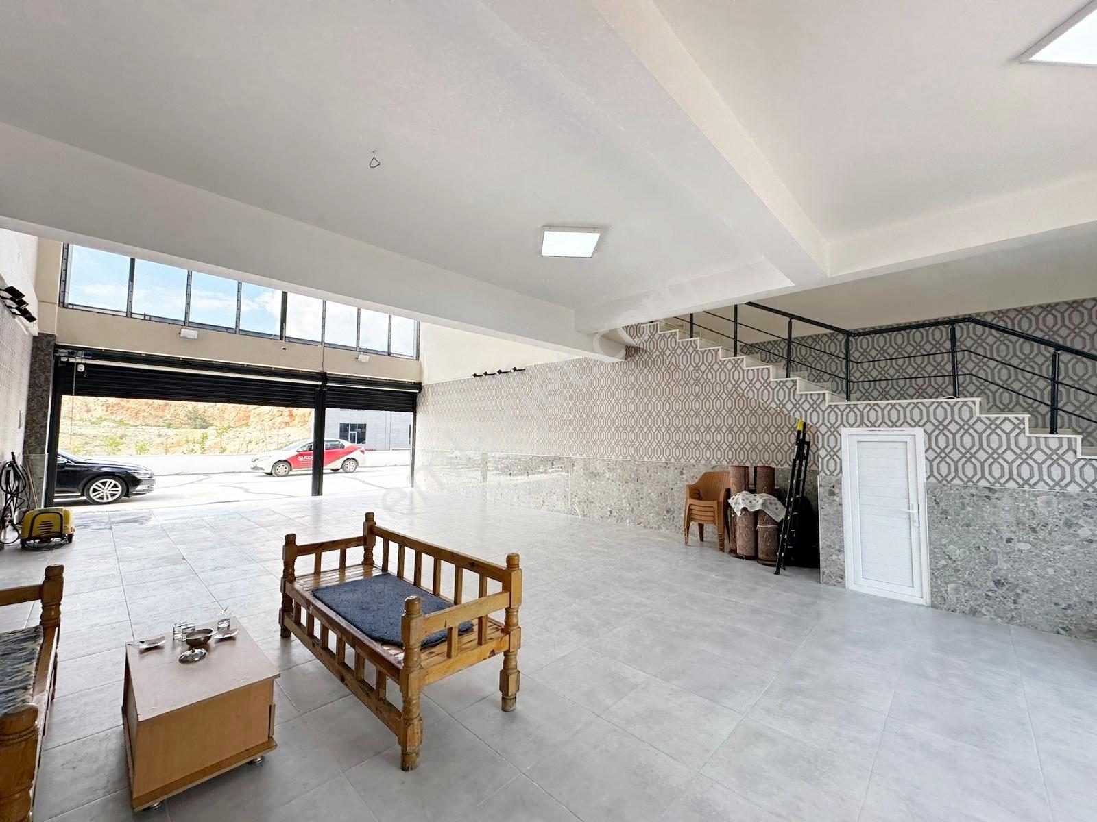 Koç Gym'den Fıstıklıkta Geniş Cepheli 170m2 Fırsat İş Yeri - Görsel 17