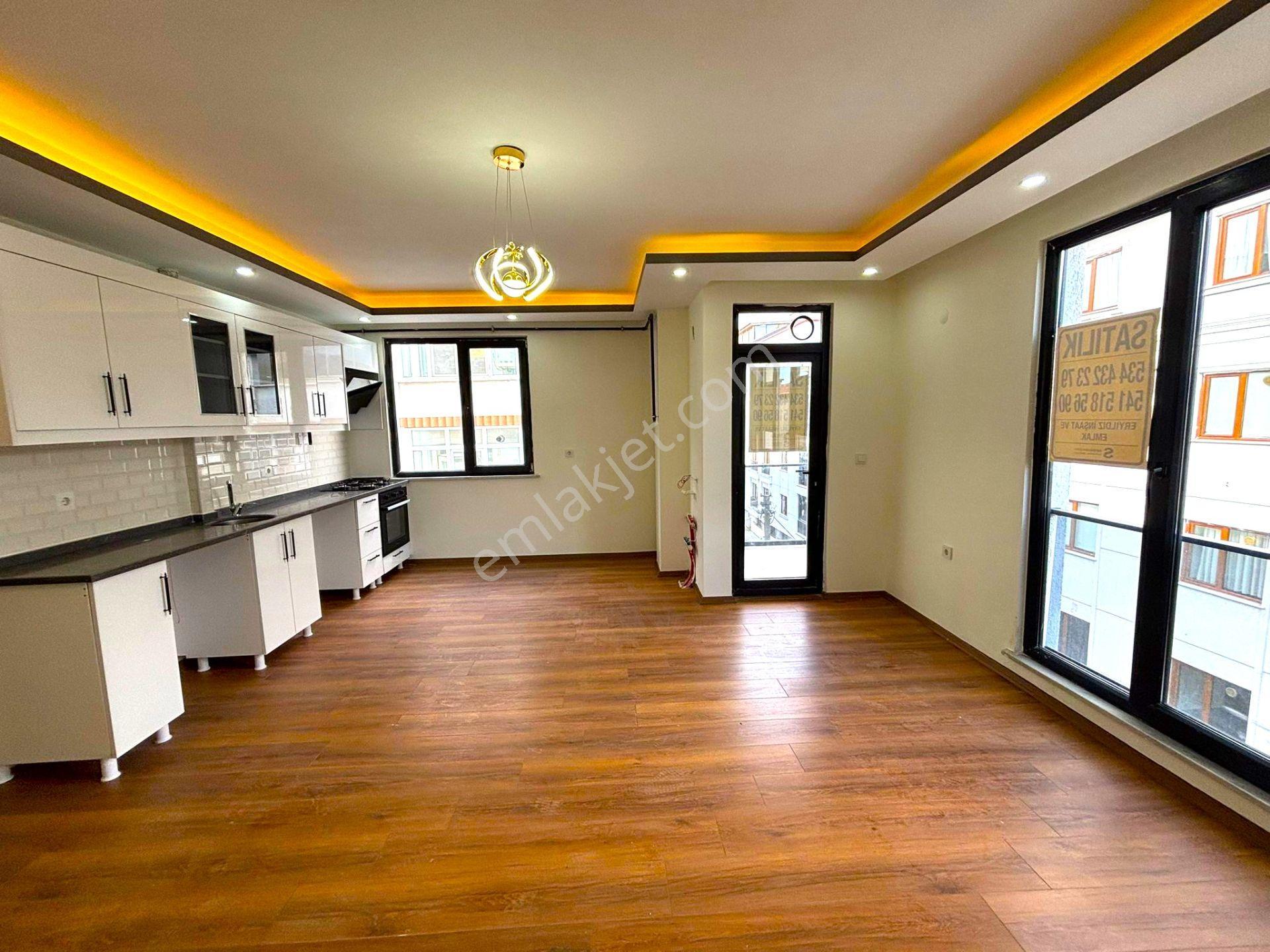 **eryıldız Gayrimenkul'den**acill Trepaş Yanı Merkezi Konumda Ultra Lüks 1+1 3.kat Ön Cephe - Görsel 9