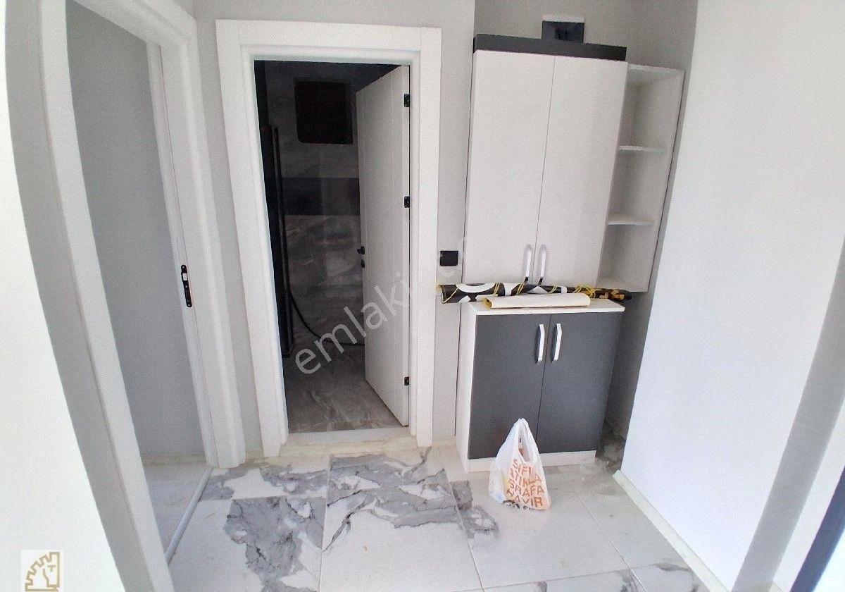 Truvadan Körfezde Geniş Hollü Deniz Manzaralı Satılık 1+1 Daire - Görsel 4