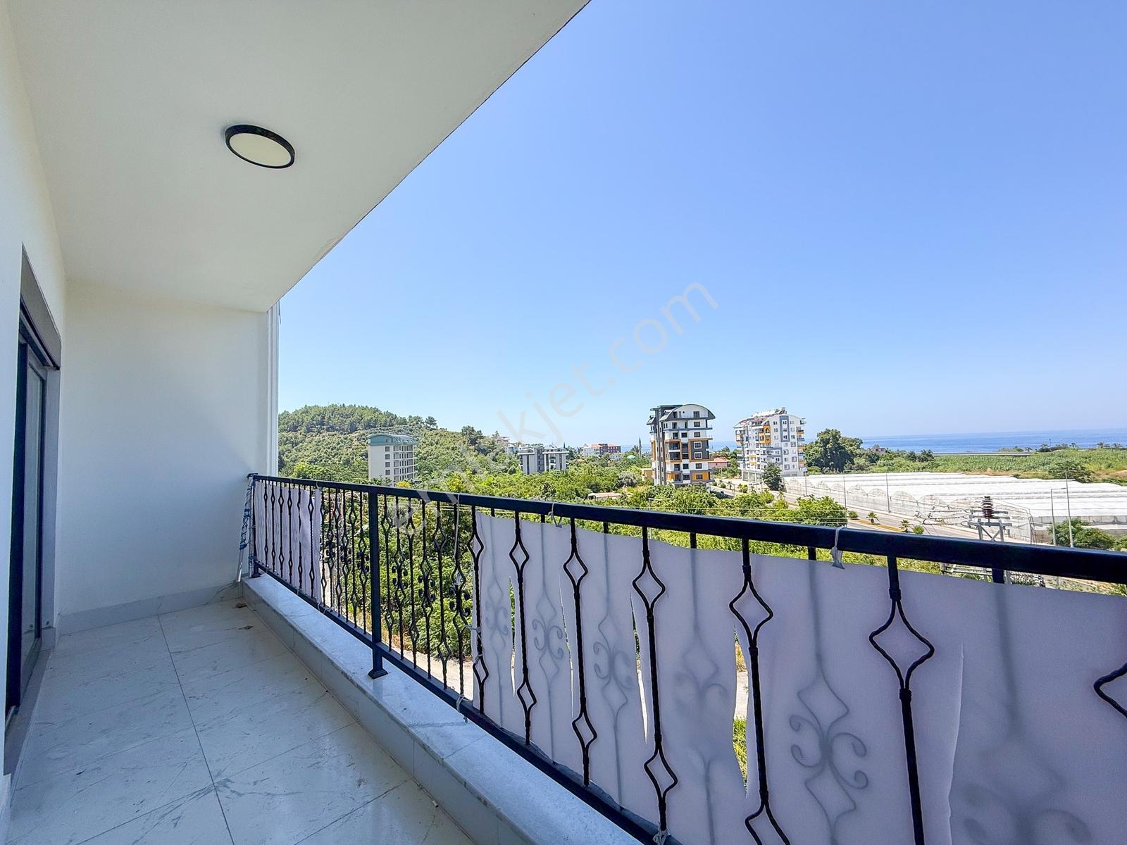 Alanya Demirtaşta Denize Yakın Deniz Manzaralı 1+1 Satılık Daire - Görsel 14