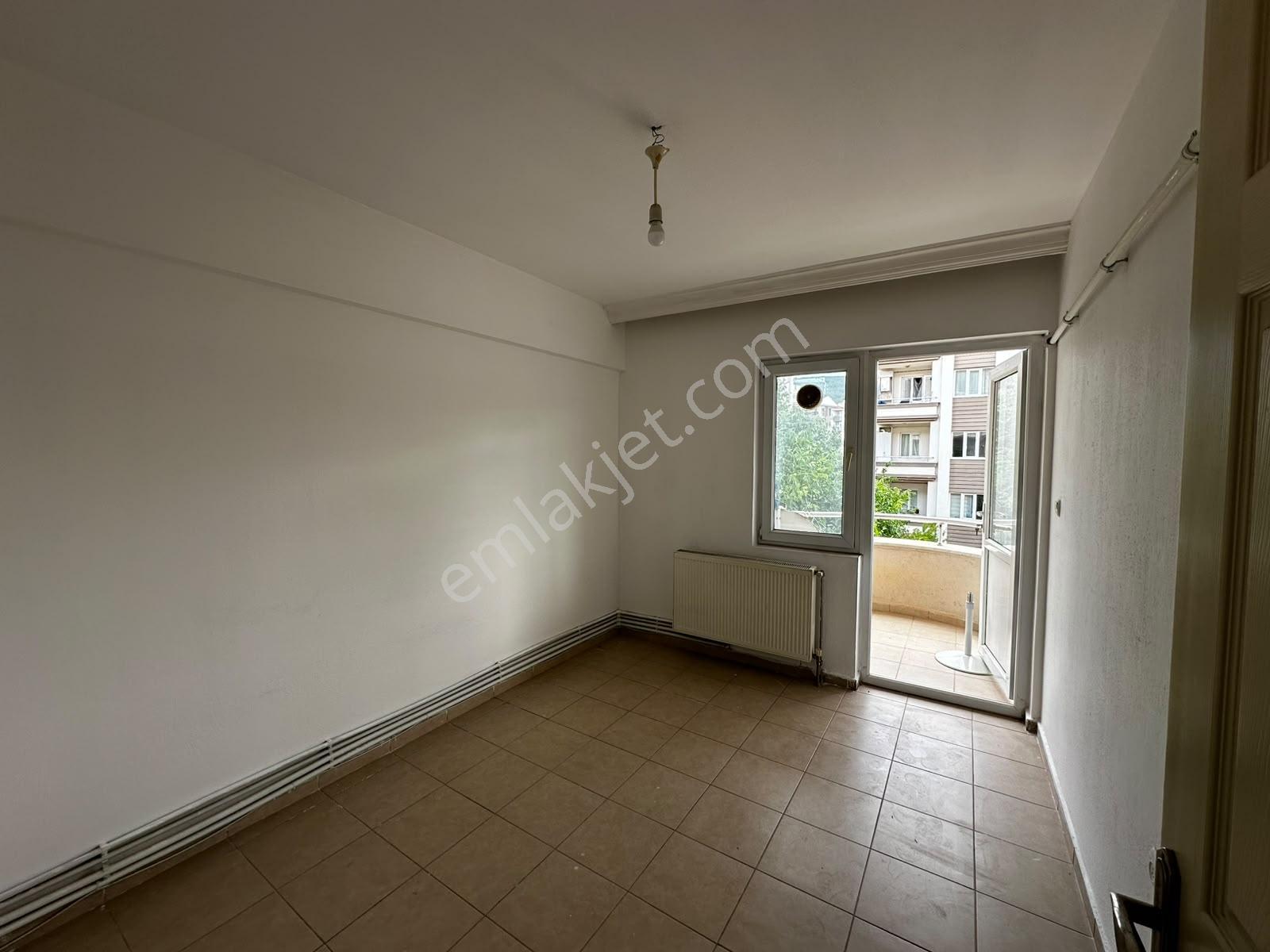 Muğla Kötekli'de Ana Cadde Üzerinde Eşyasız 2+1 Kiralık Daire - Görsel 7