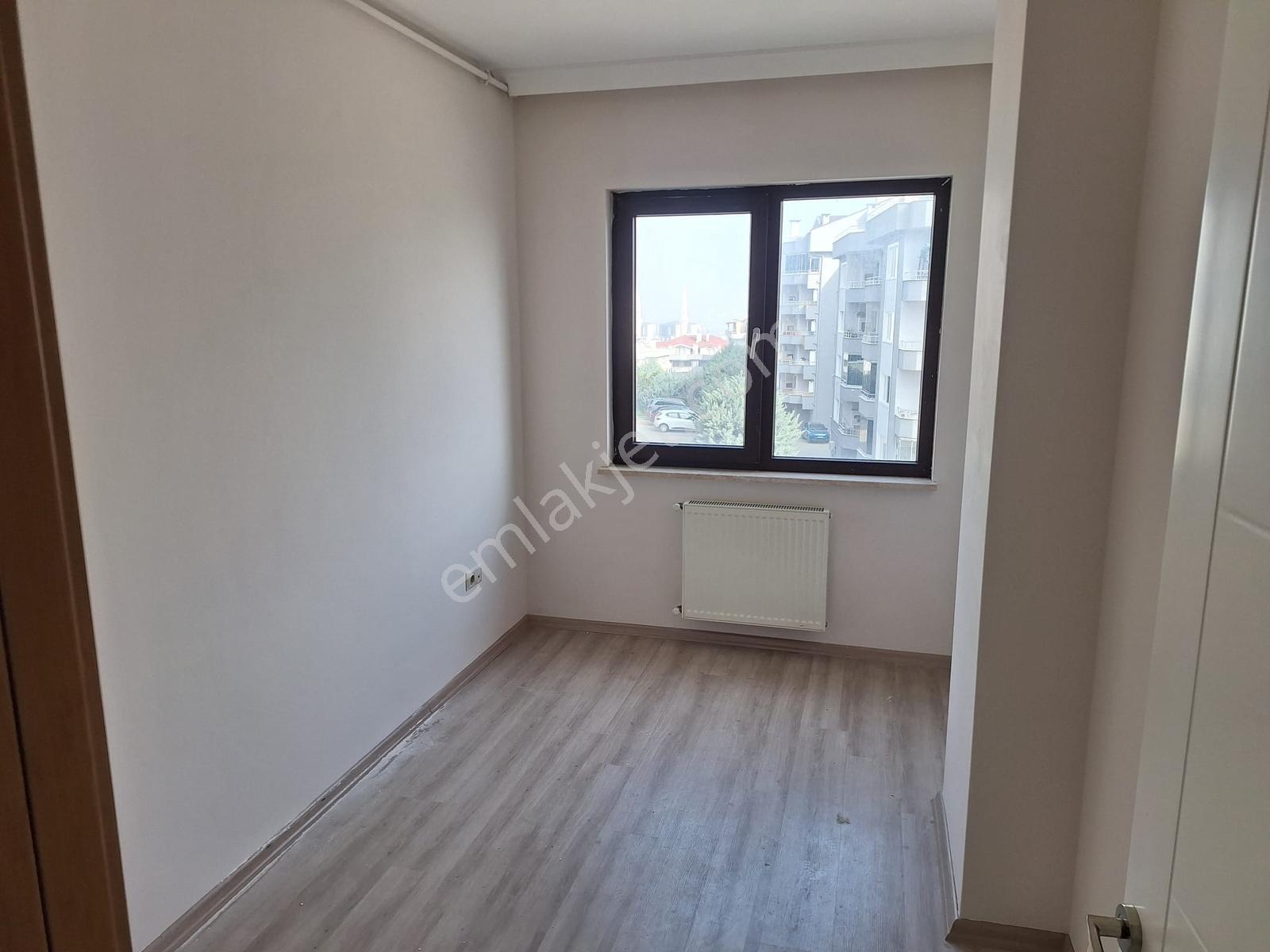 Esen'den Balatta Köşe Cephe Kiralık Ofis & Büro - Görsel 29