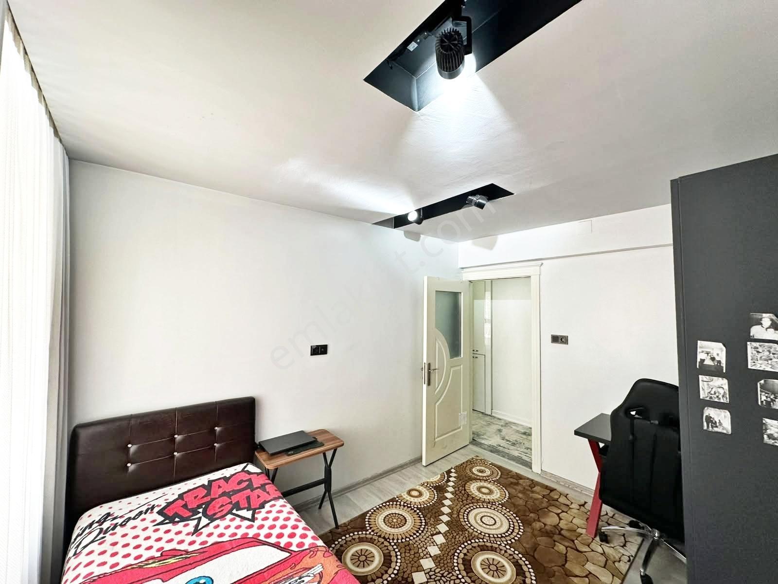 Gazikent'te Aktif Bölgede Geniş Bakımlı Masrafsız 2+1 Daire - Görsel 31