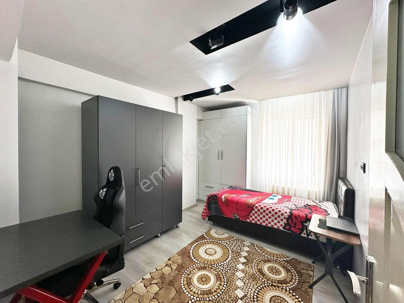 Gazikent'te Aktif Bölgede Geniş Bakımlı Masrafsız 2+1 Daire - Görsel 13