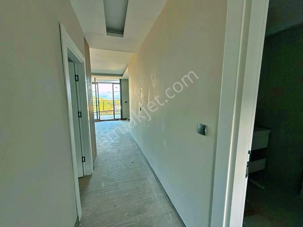 Uytundan Gürede Lüks Site Panoramik Deniz Manzaralı Bahçeli 1+1 - Görsel 6