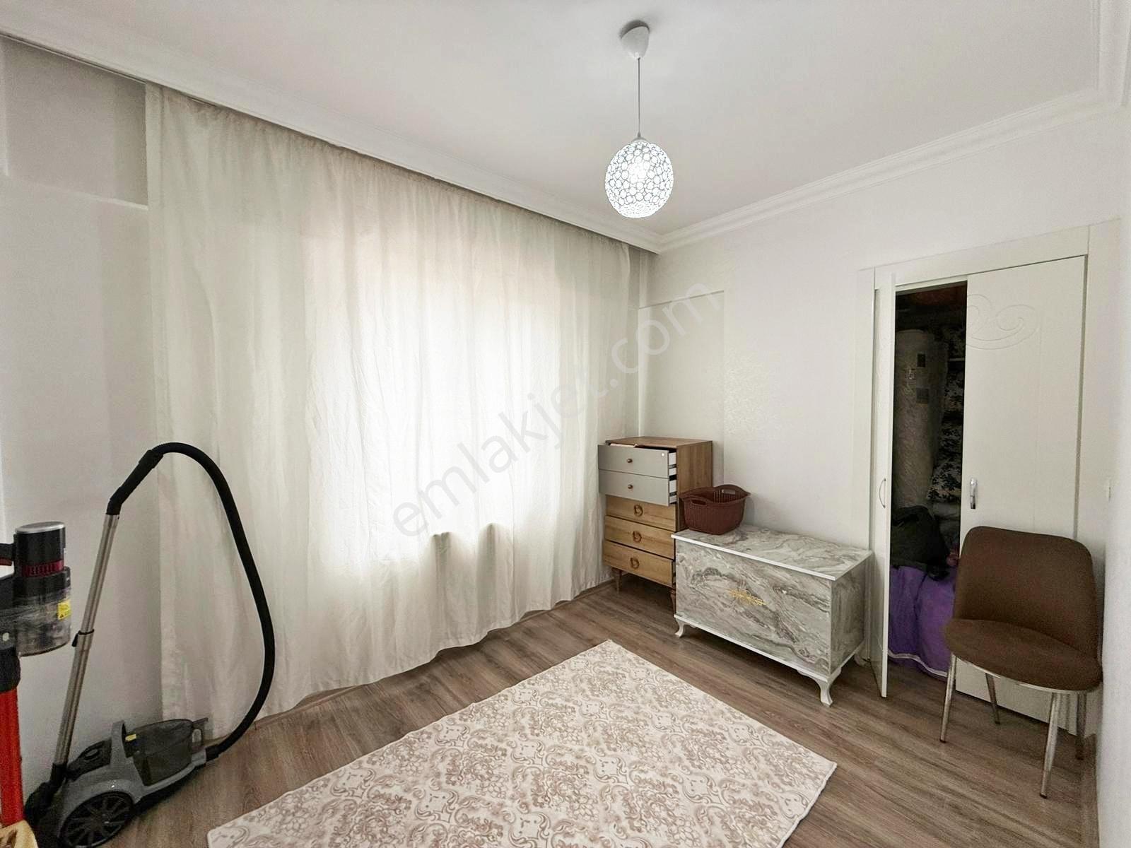 Fıstıklık'ta Masrafsız Arakat Geniş Oturumlu Çift Cam Balkon 3+1 - Görsel 31