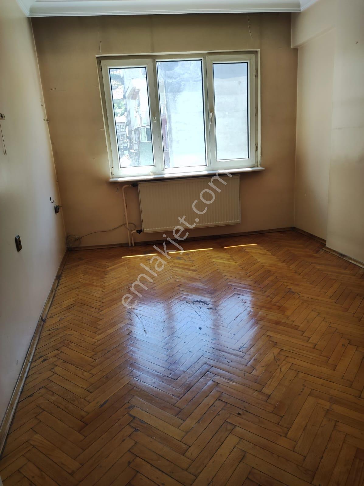 Remax Advantage Altıparmak Cadde Üzerı Satılık Daıre - Görsel 5