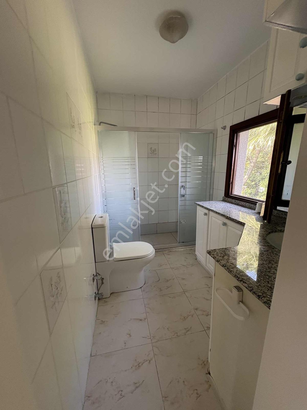 Bornova Dostlar Sitesinde Kiralık Villa - Görsel 19
