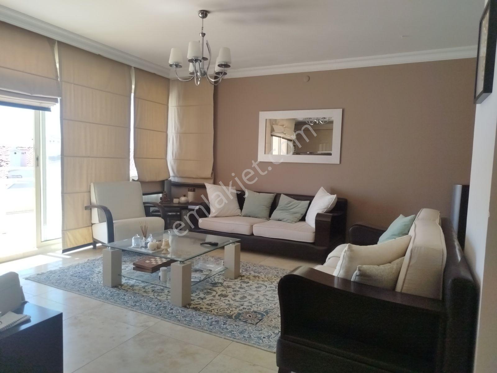 Kuşadası Akyar Konakları 3+1 Satılık Dubleks - Görsel 15