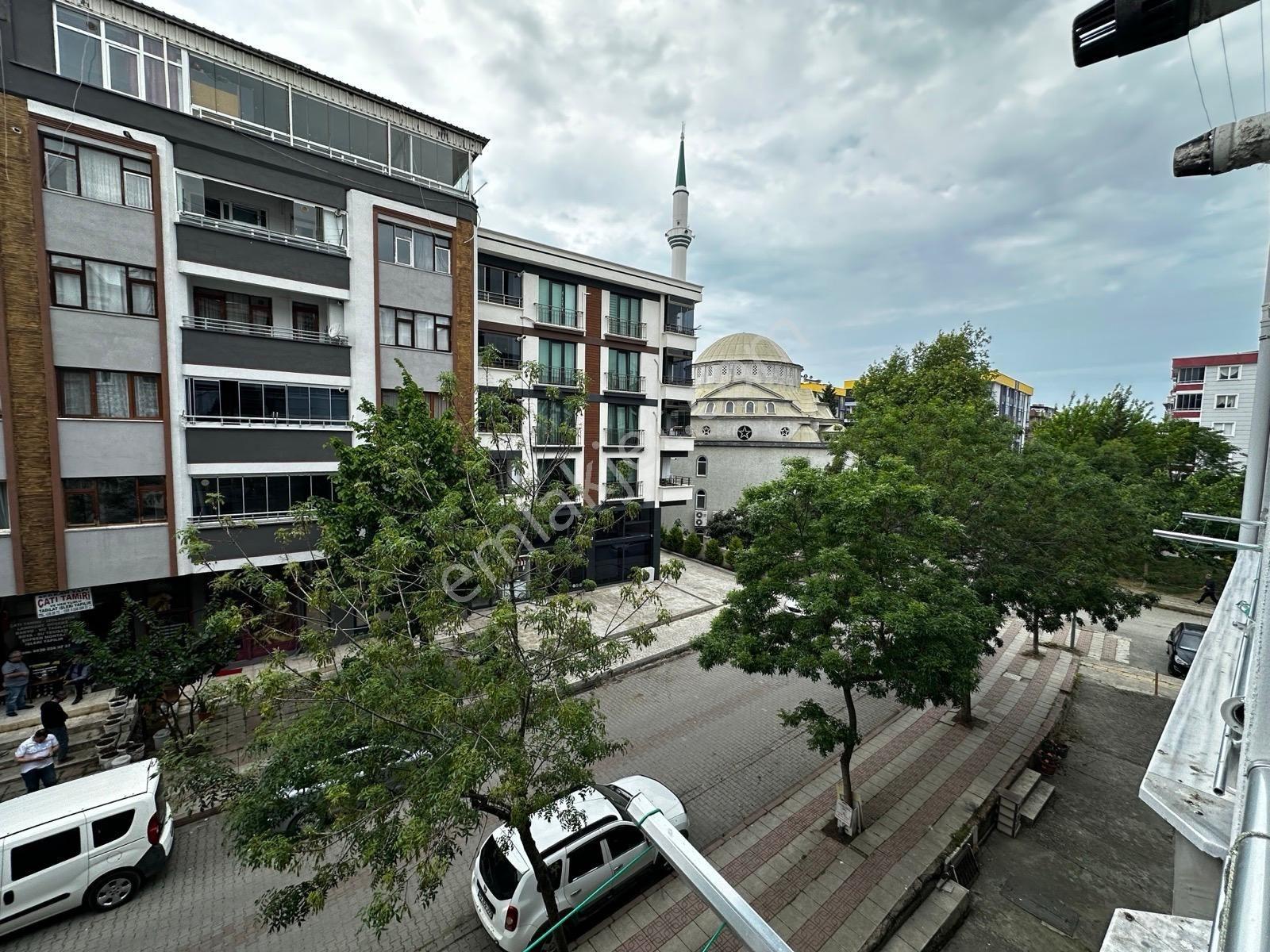Ömürevleri Eşyalı Kiralık 3.kat 3+1 Daire - Görsel 32