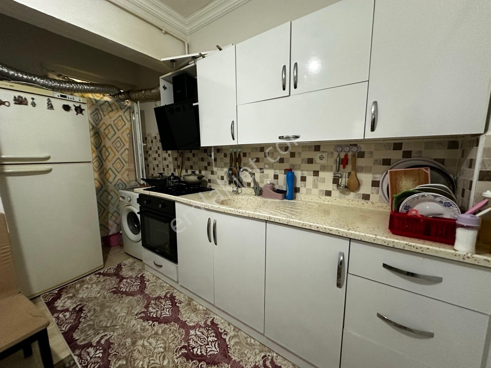 Ömürevleri Eşyalı Kiralık 3.kat 3+1 Daire - Görsel 7