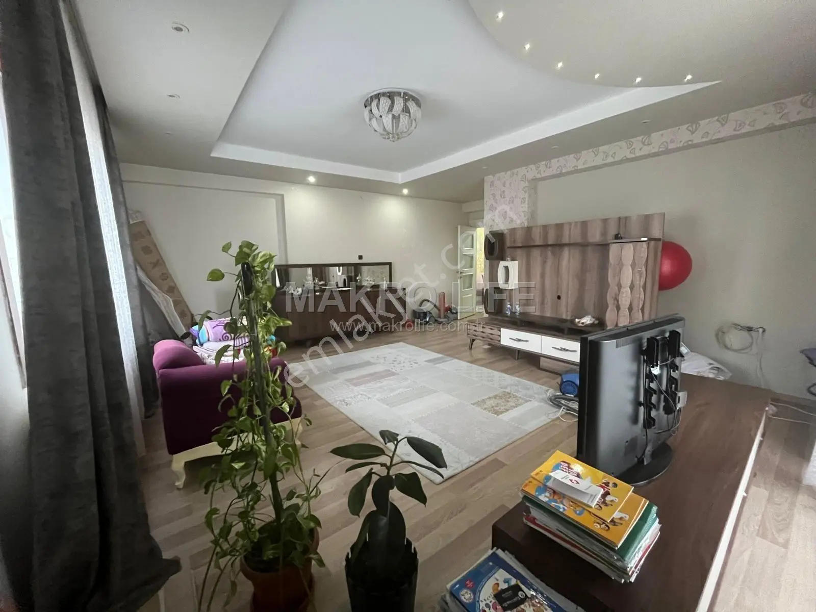Makro Life Gayrimenkul Den Lunapark Karşısı 3+1 Satılık Daire - Görsel 2