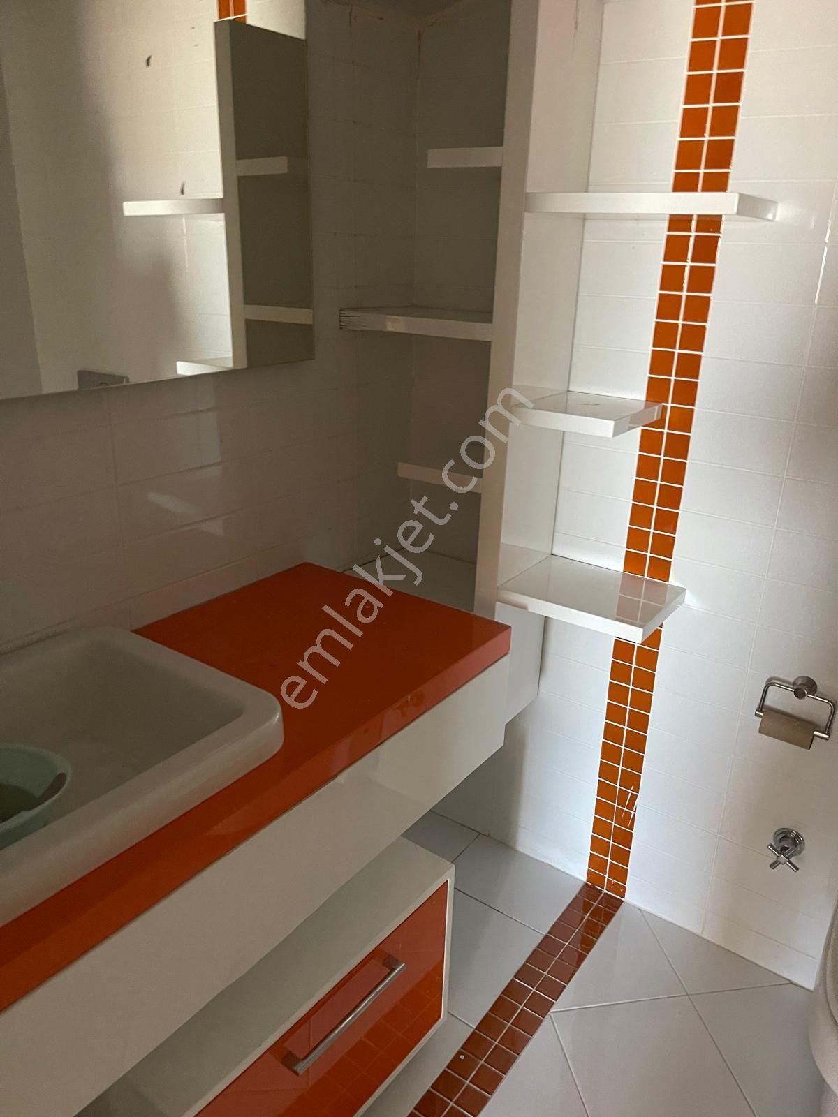 Hipotez'den Beşevler Ana Cadde Üzerinde 5+1 Geniş Dubleks Daire - Görsel 10