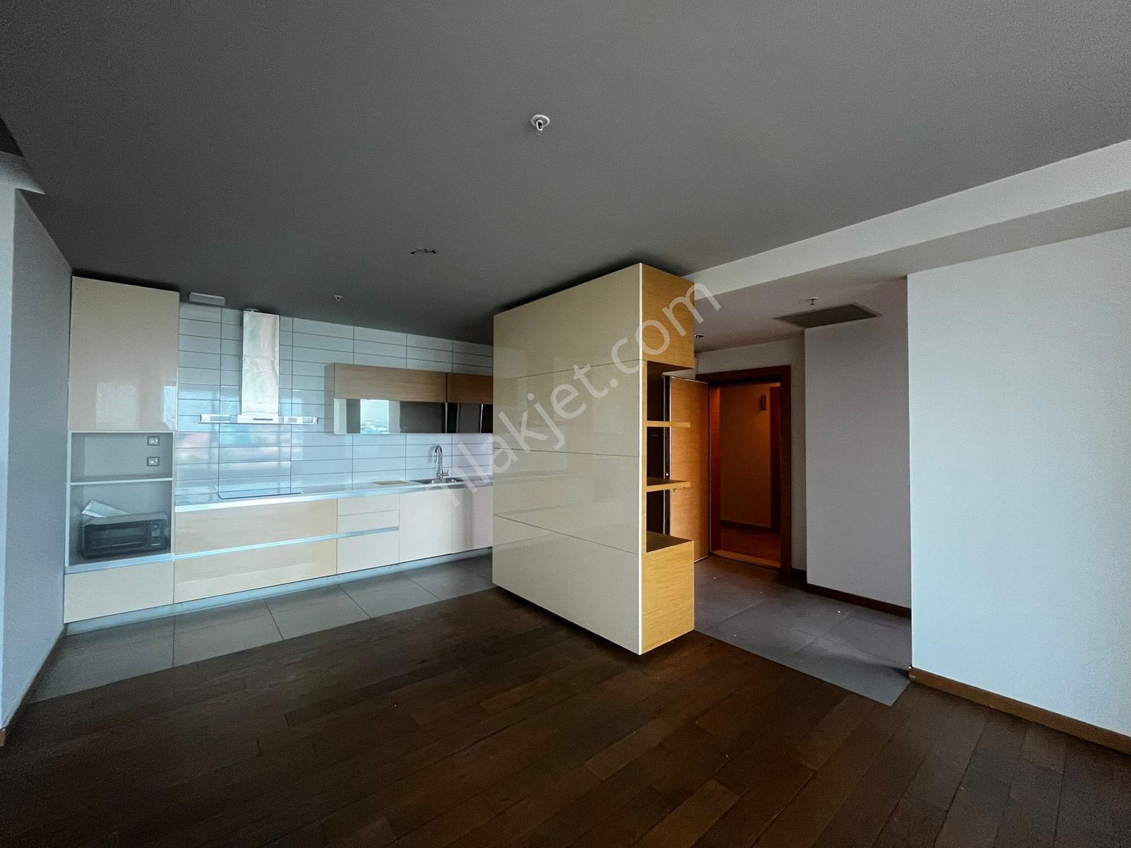Nish İstanbul 12. Kat 1+1 87 M2 Kiralık Ofis - Görsel 3
