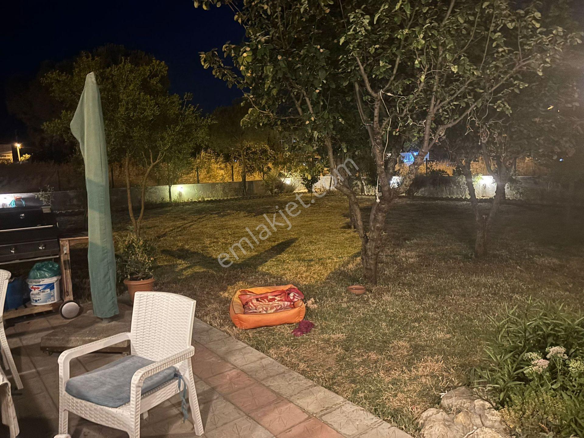 Silivri Balaban'da Denize Nazır 958 M² 7+2 Geniş Bahçeli Villa - Görsel 7