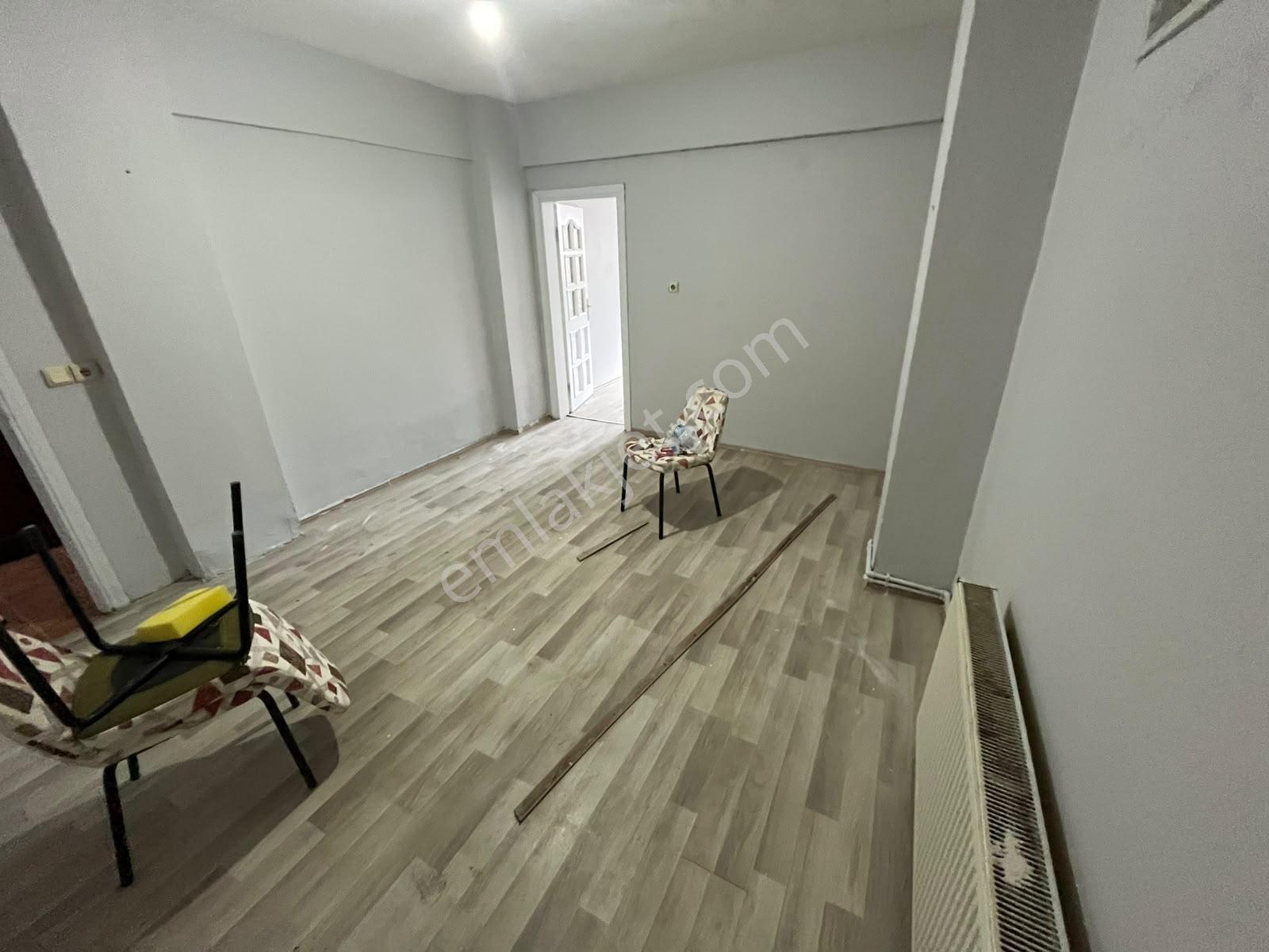 Köprü Emlaktan Gazi Mahallesinde 1+1 Kiralık Daire - Görsel 19