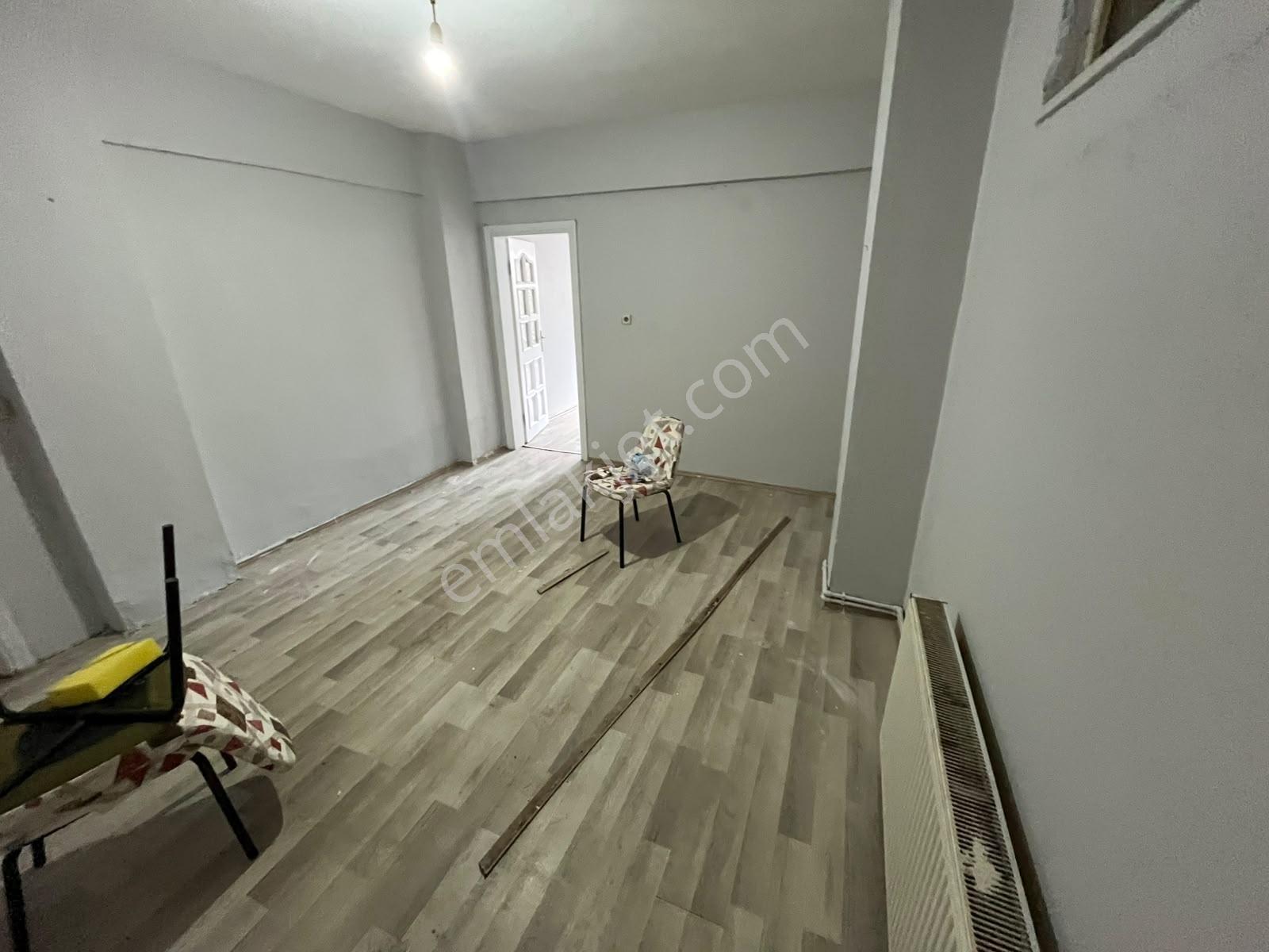Köprü Emlaktan Gazi Mahallesinde 1+1 Kiralık Daire - Görsel 24