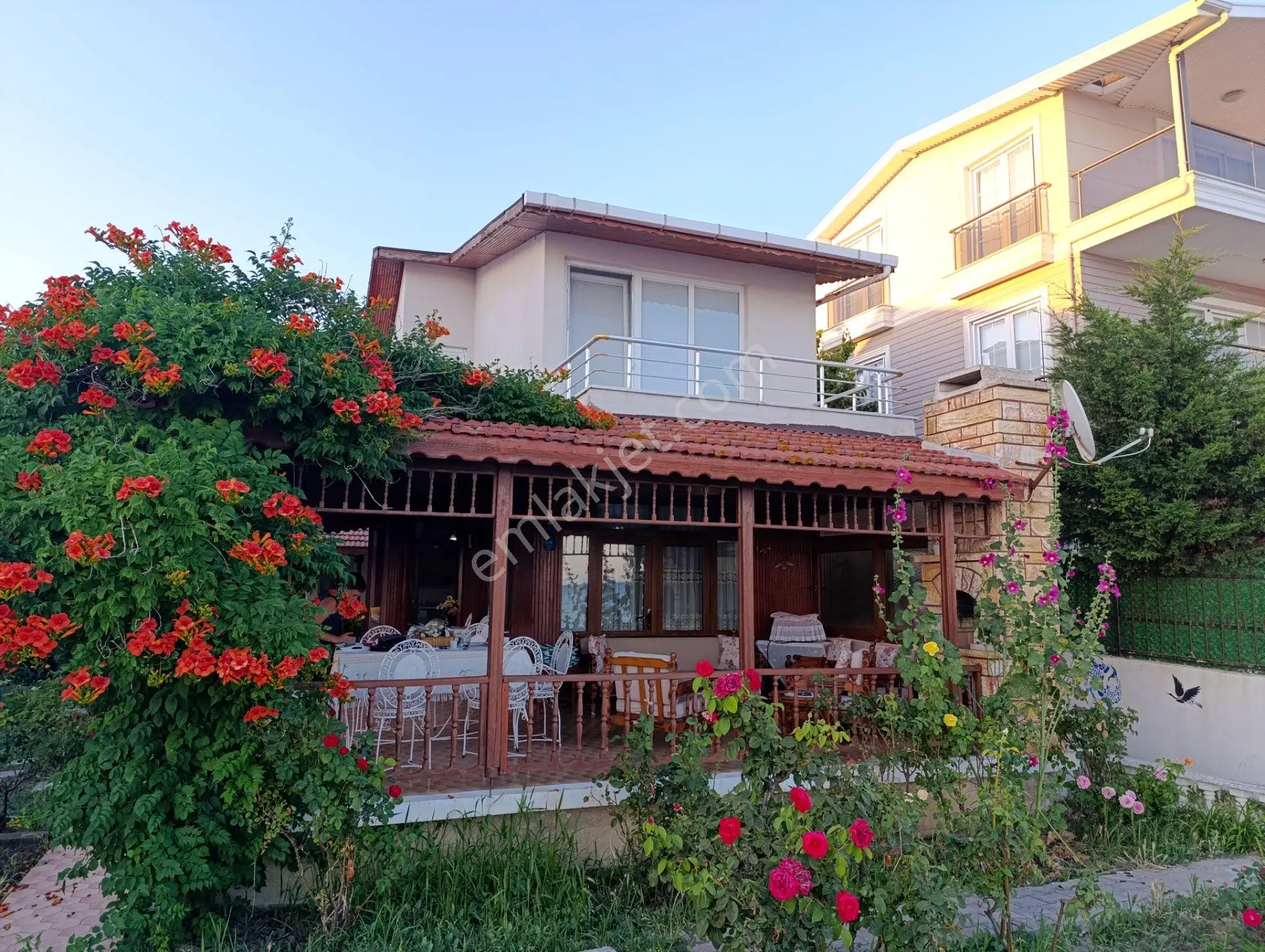 M.ereğlisi/çeşmeli'de Denize Sıfır, Eşyalı 2+1 Dubleks Yazlık