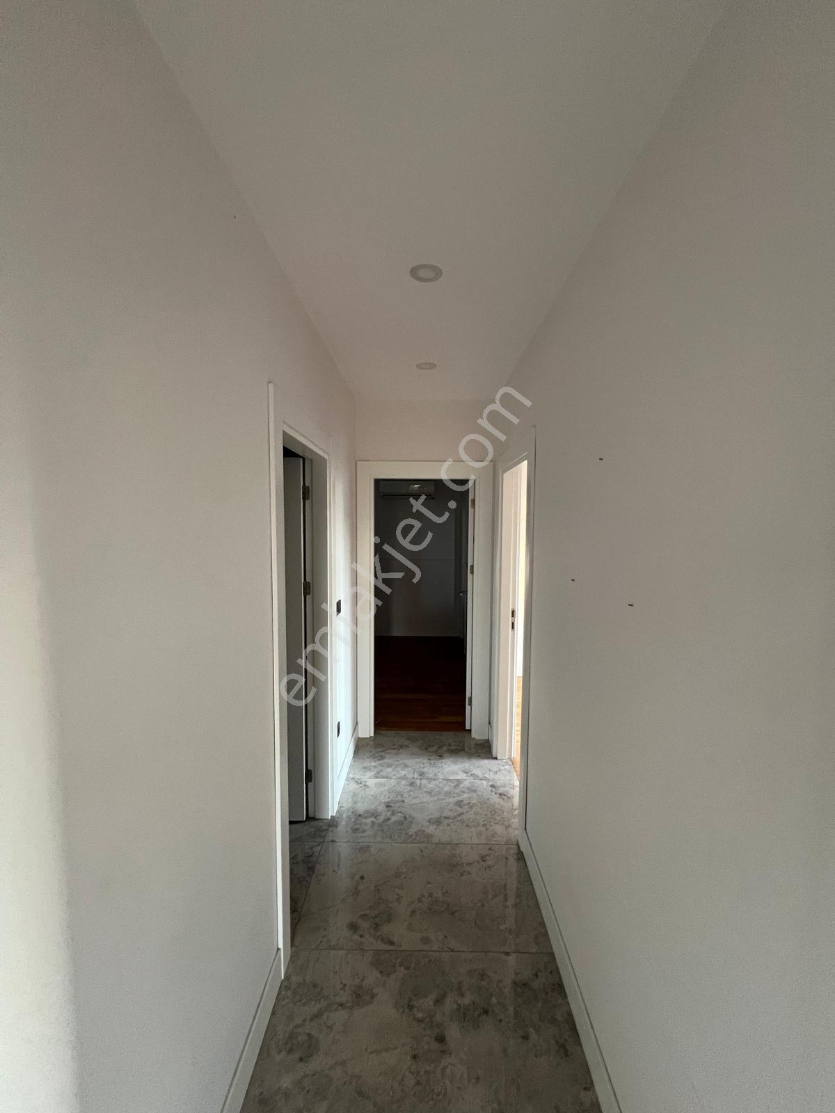 Yeşilköy Serbesti Caddesi'nde 125 M² Boş Satılık 3+1 Daire - Görsel 15