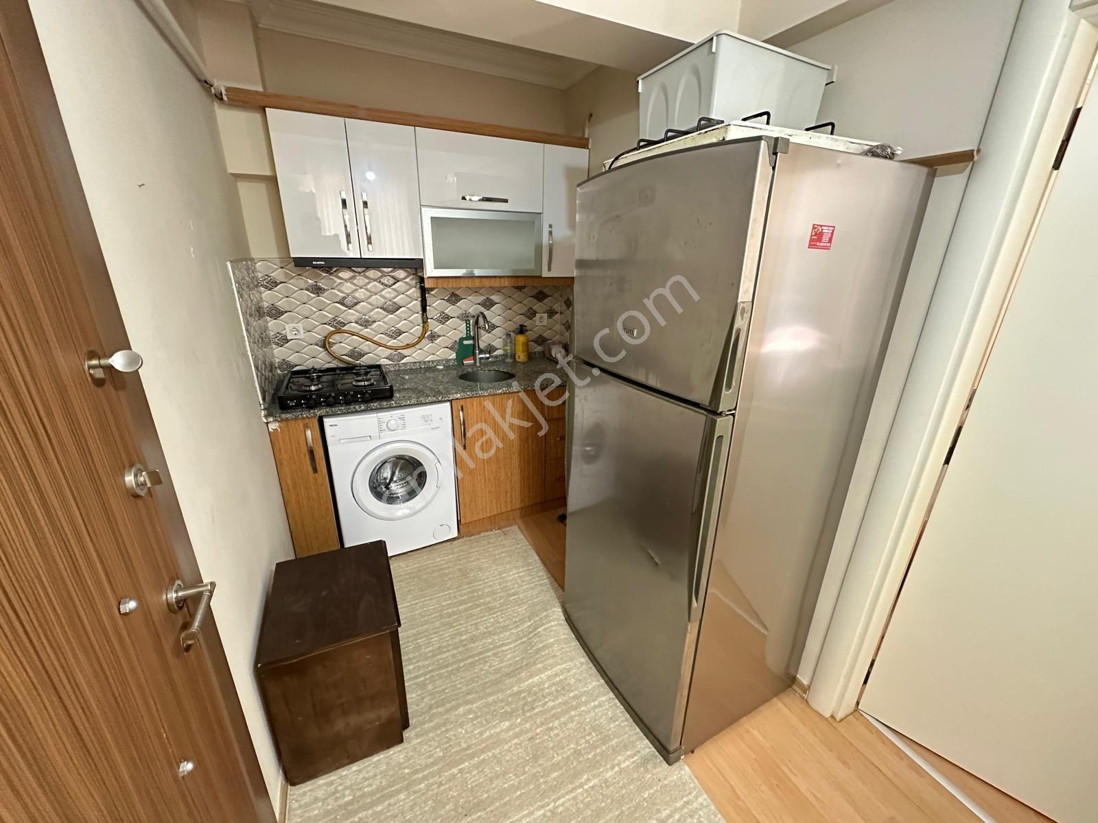 Zeki Emlak'tan Manisa Muradiye'de İstasyon Civarı Eşyalı Kiralık Daire - Görsel 4