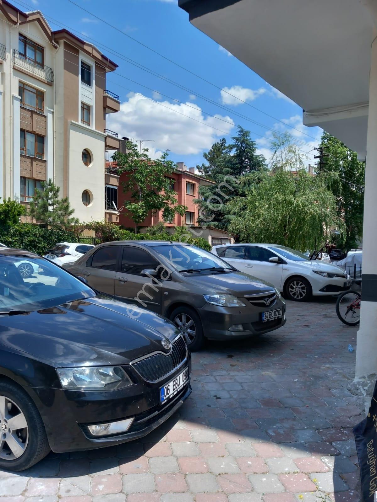 Karargahtepede Y.giriş Manzaralı 2+1 80m2 Kiralık Daire - Görsel 4