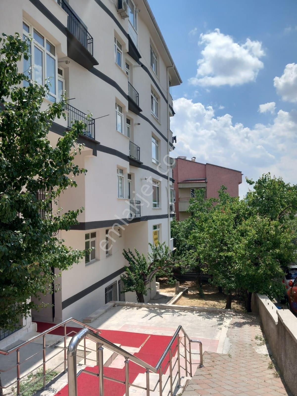 Karargahtepede Y.giriş Manzaralı 2+1 80m2 Kiralık Daire - Görsel 3