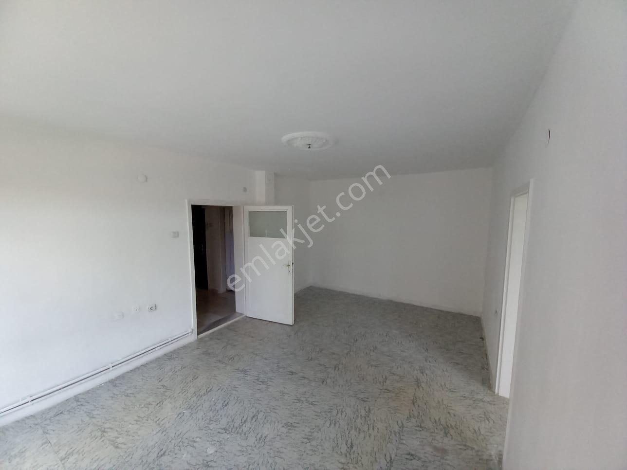 Karargahtepede Y.giriş Manzaralı 2+1 80m2 Kiralık Daire - Görsel 2