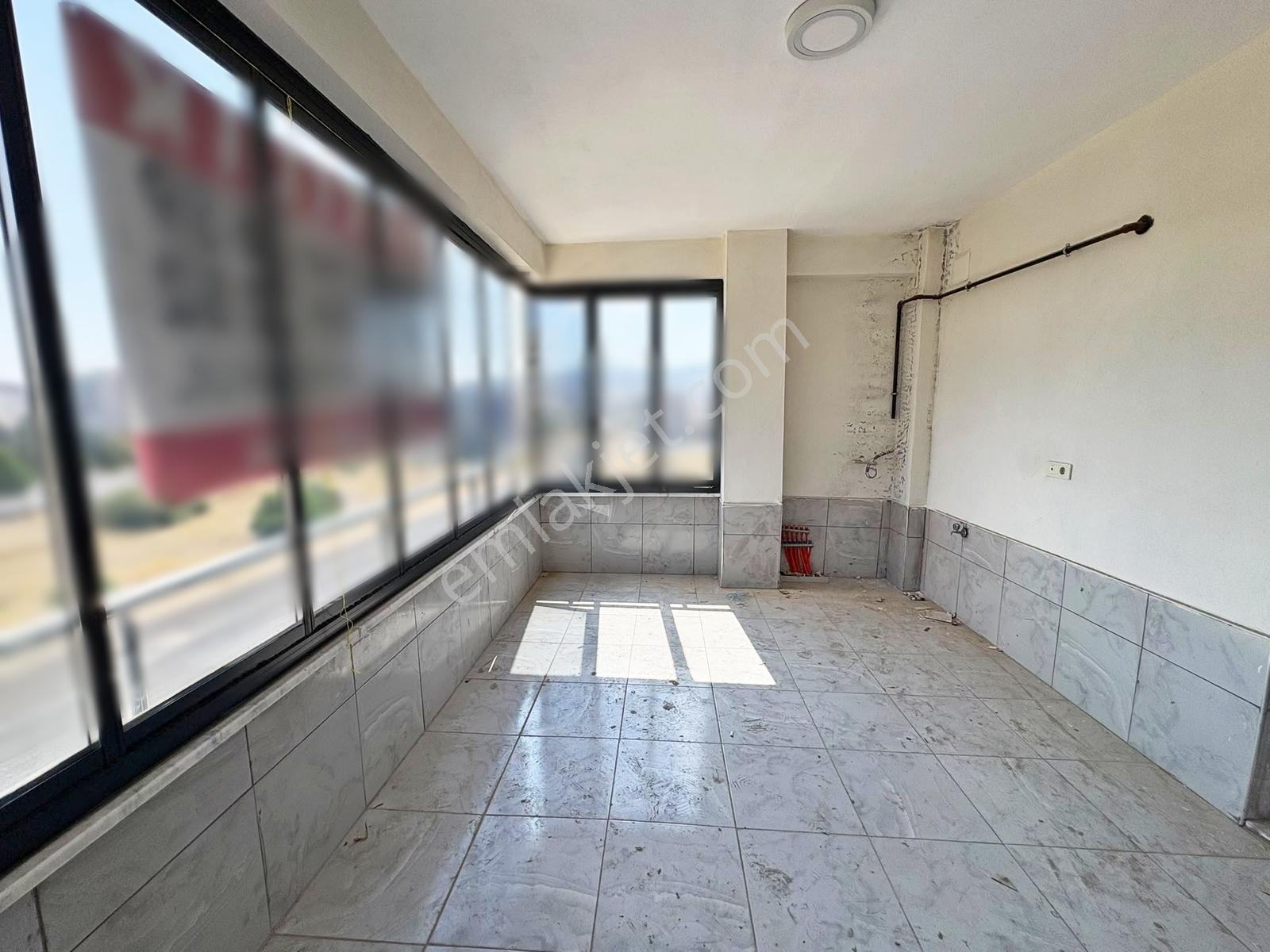 Alpaslan'da Fıstıklık Karşısı Sıfr Yerden Istma Geniş Balkon 2+1 - Görsel 35