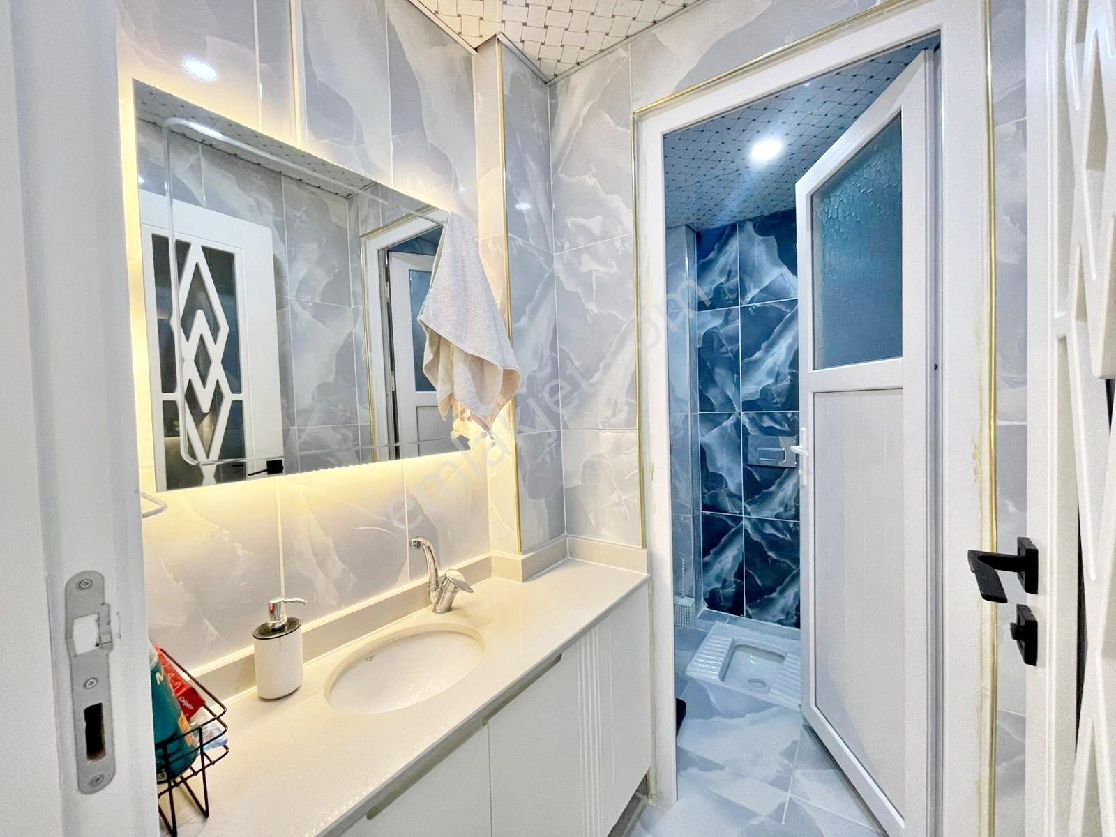 Karacaahmet'te Yerden Isıtma Arakat Geniş Cadde Üstü Masrafsız - Görsel 28