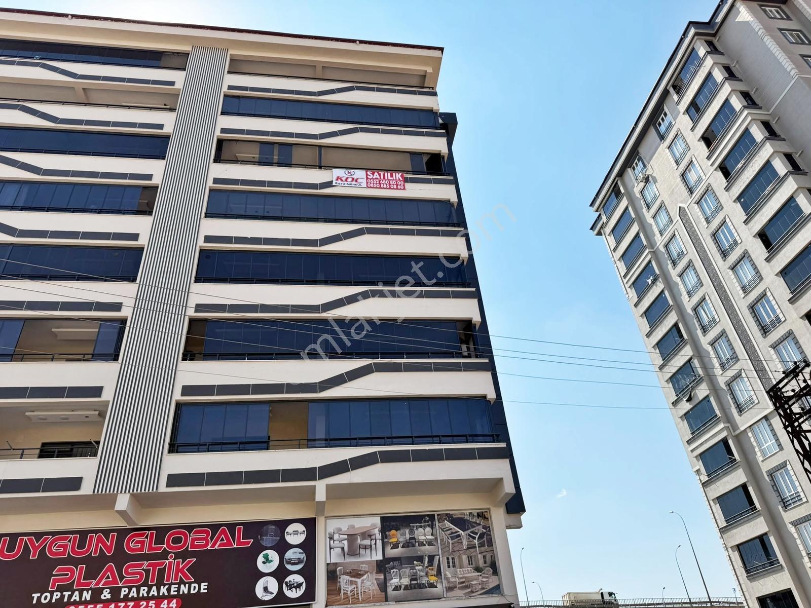 Karacaahmet'te Yerden Isıtma Arakat Geniş Cadde Üstü Masrafsız - Görsel 8