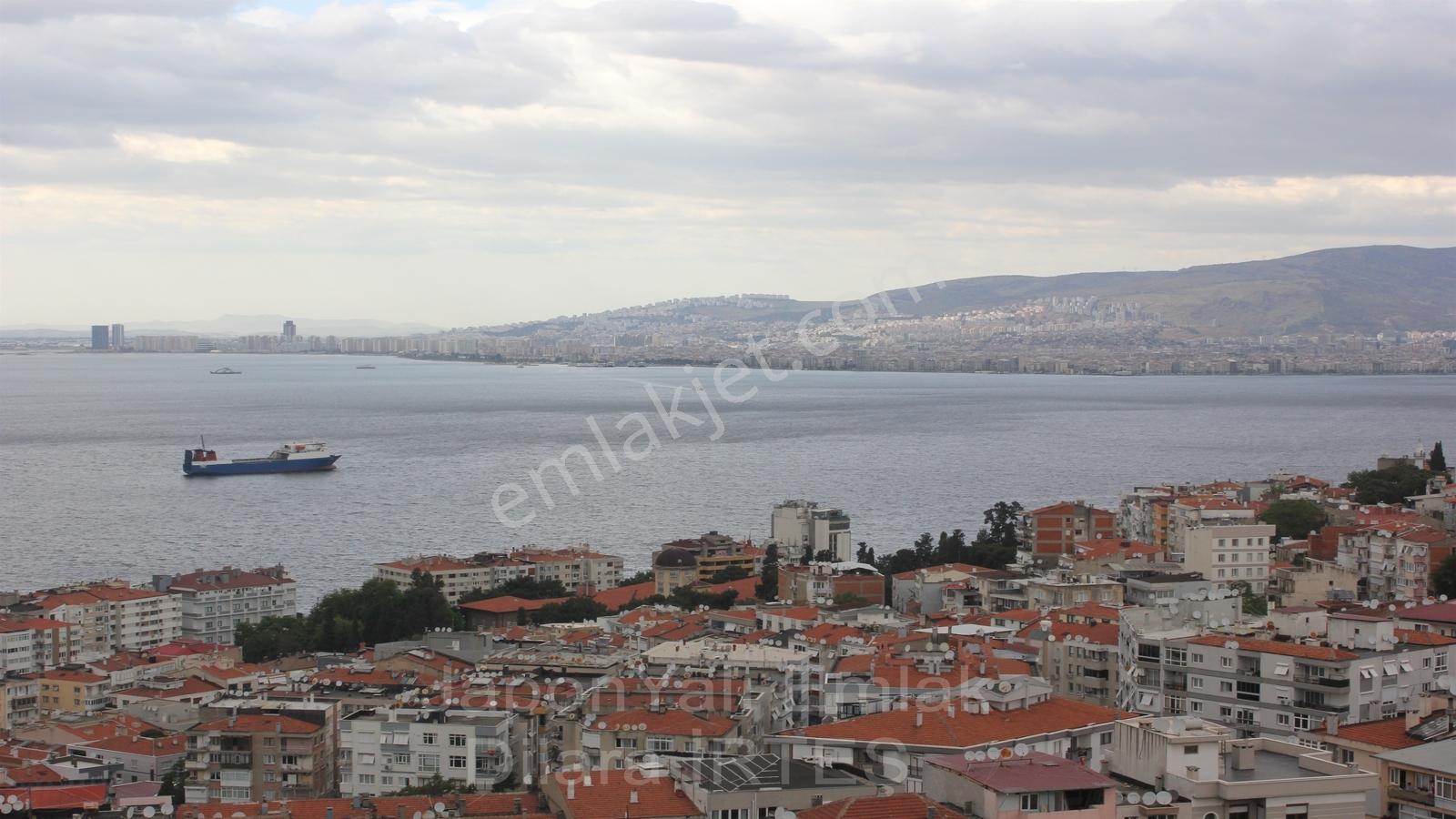 İnönü Cadde Üçyolda Deniz Ve Cadde Manzaralı Asansörlü Eşyalı