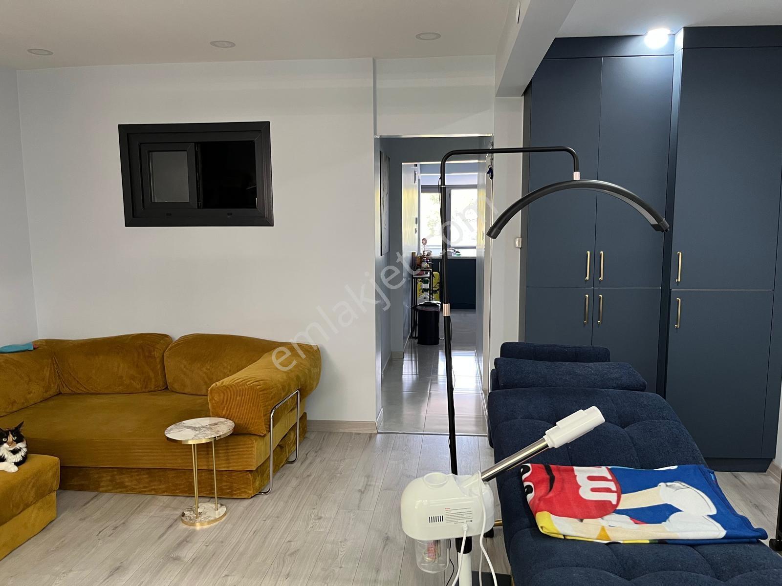 Beşiktaş Yıldız Kiralık Cadde Üzeri Ofis Büro İşyerine Uygun - Görsel 3