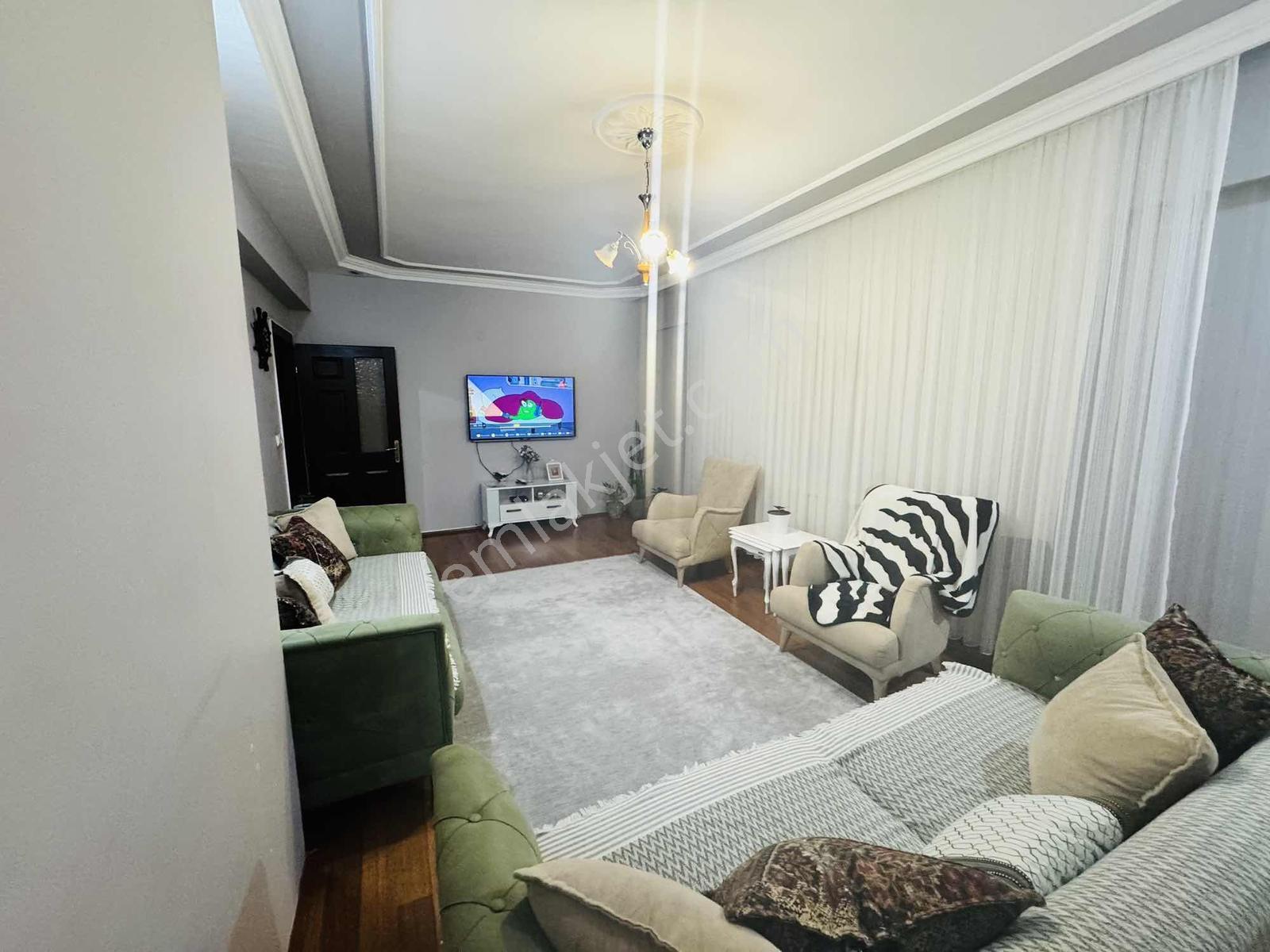 Talas Mevlana Mahallesinde Satılık 3+1 Daire