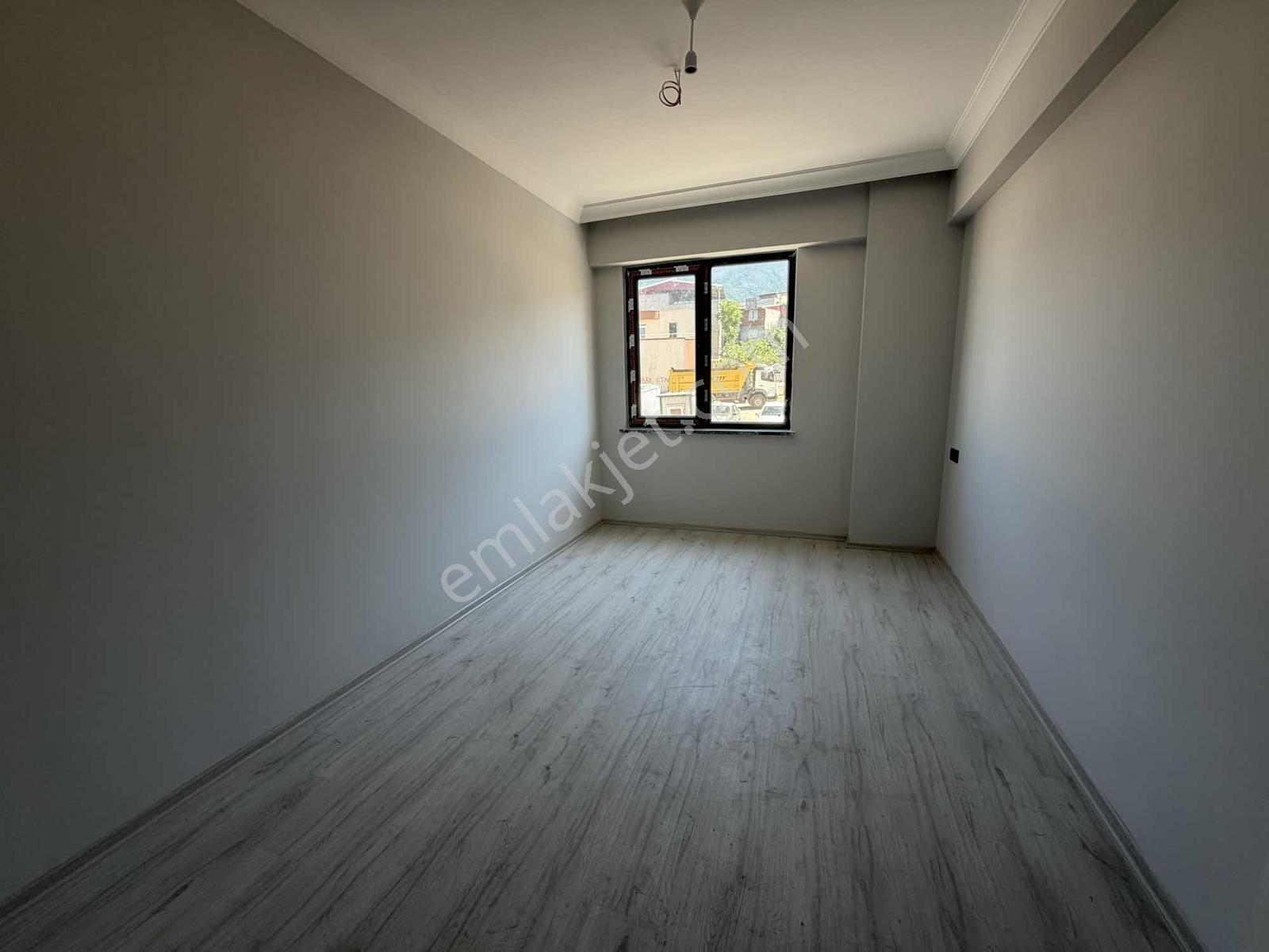Yiğitlerde Metro Dibinde Sıfır Kiralık 3+1 Daire - Görsel 7