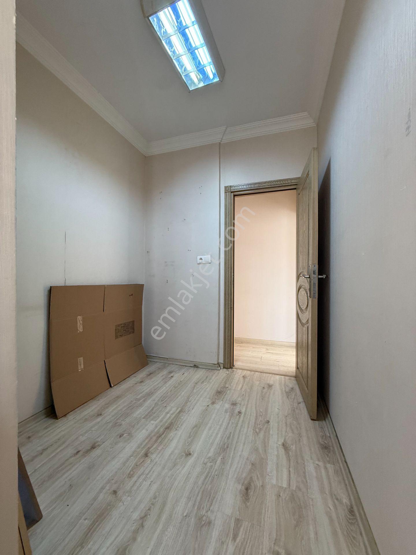 Toros Caddesinde 6 Bölüm 150 M2 Kapalı Mutfak Kiralık Ofis - Görsel 18