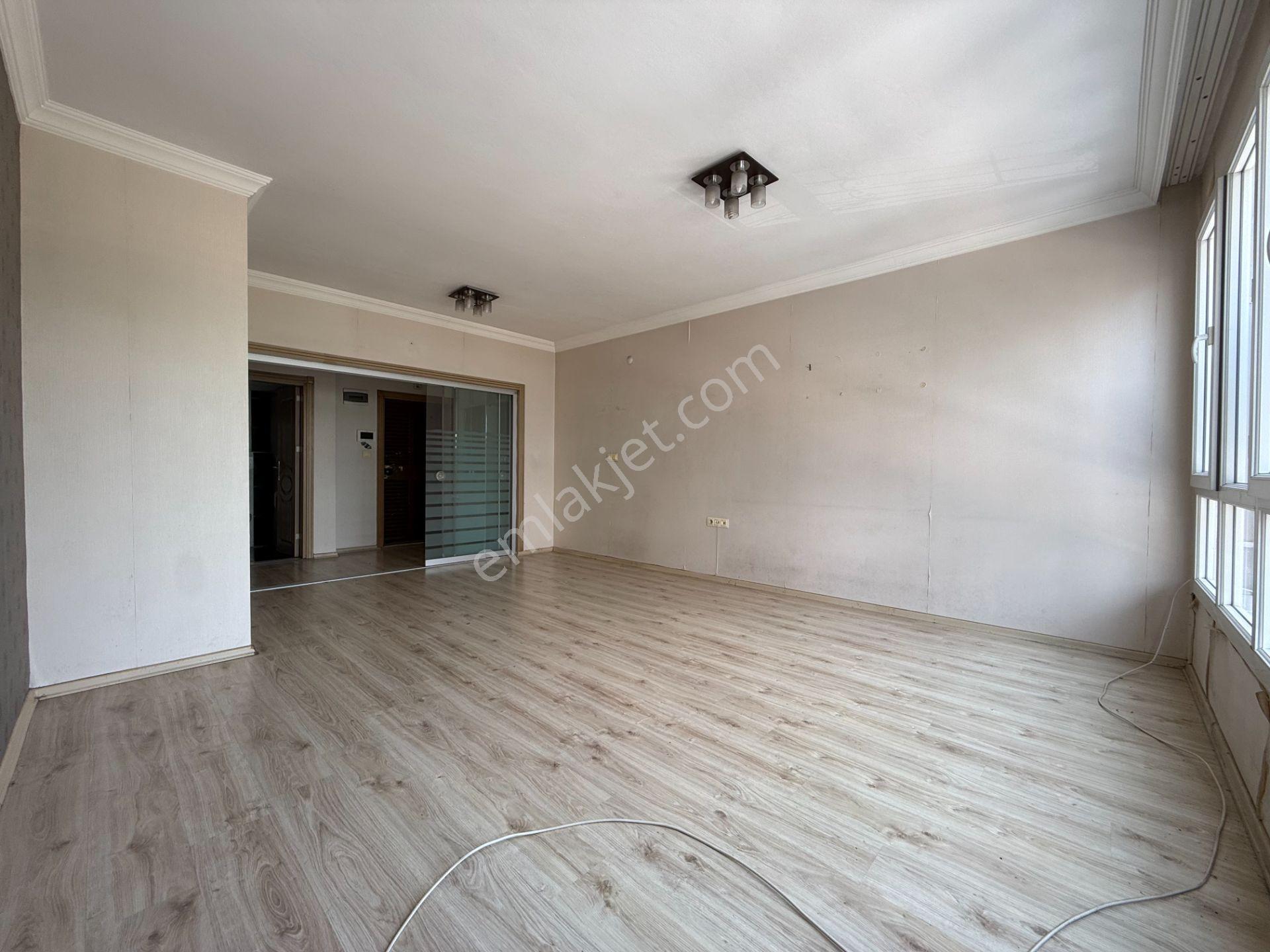 Toros Caddesinde 6 Bölüm 150 M2 Kapalı Mutfak Kiralık Ofis - Görsel 3