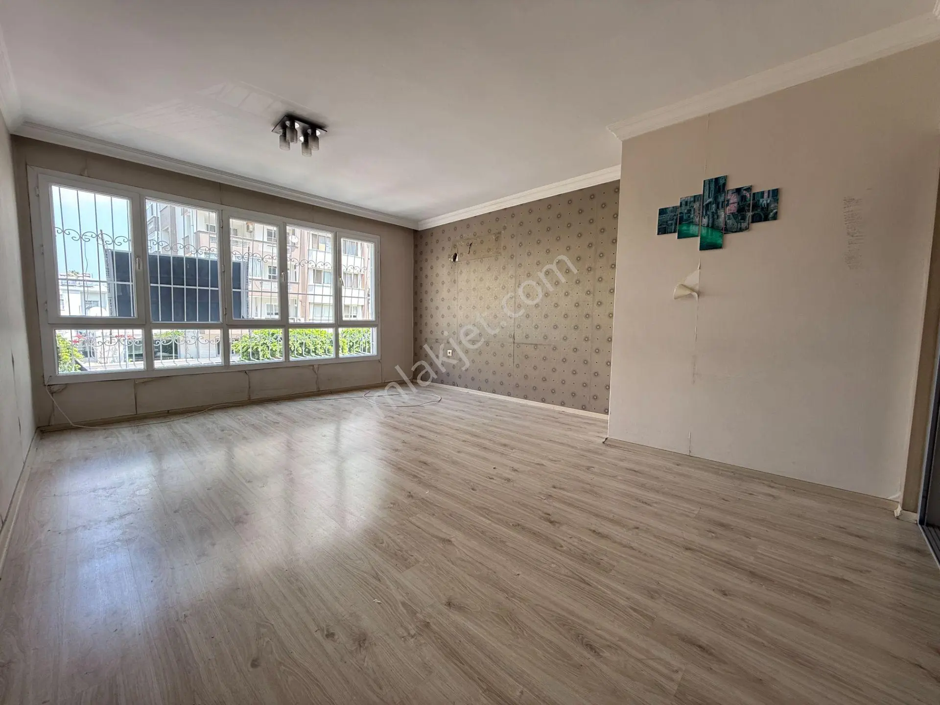 Toros Caddesinde 6 Bölüm 150 M2 Kapalı Mutfak Kiralık Ofis - Görsel 4